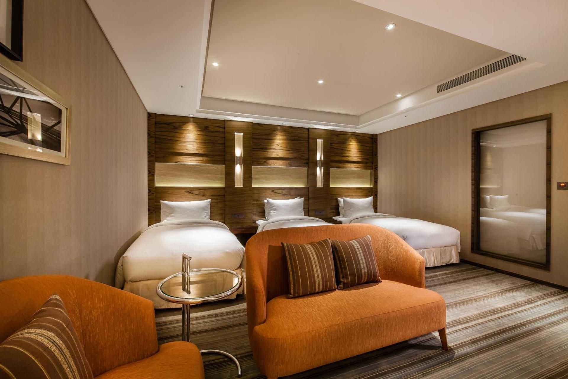 Comfort Triple Room without window