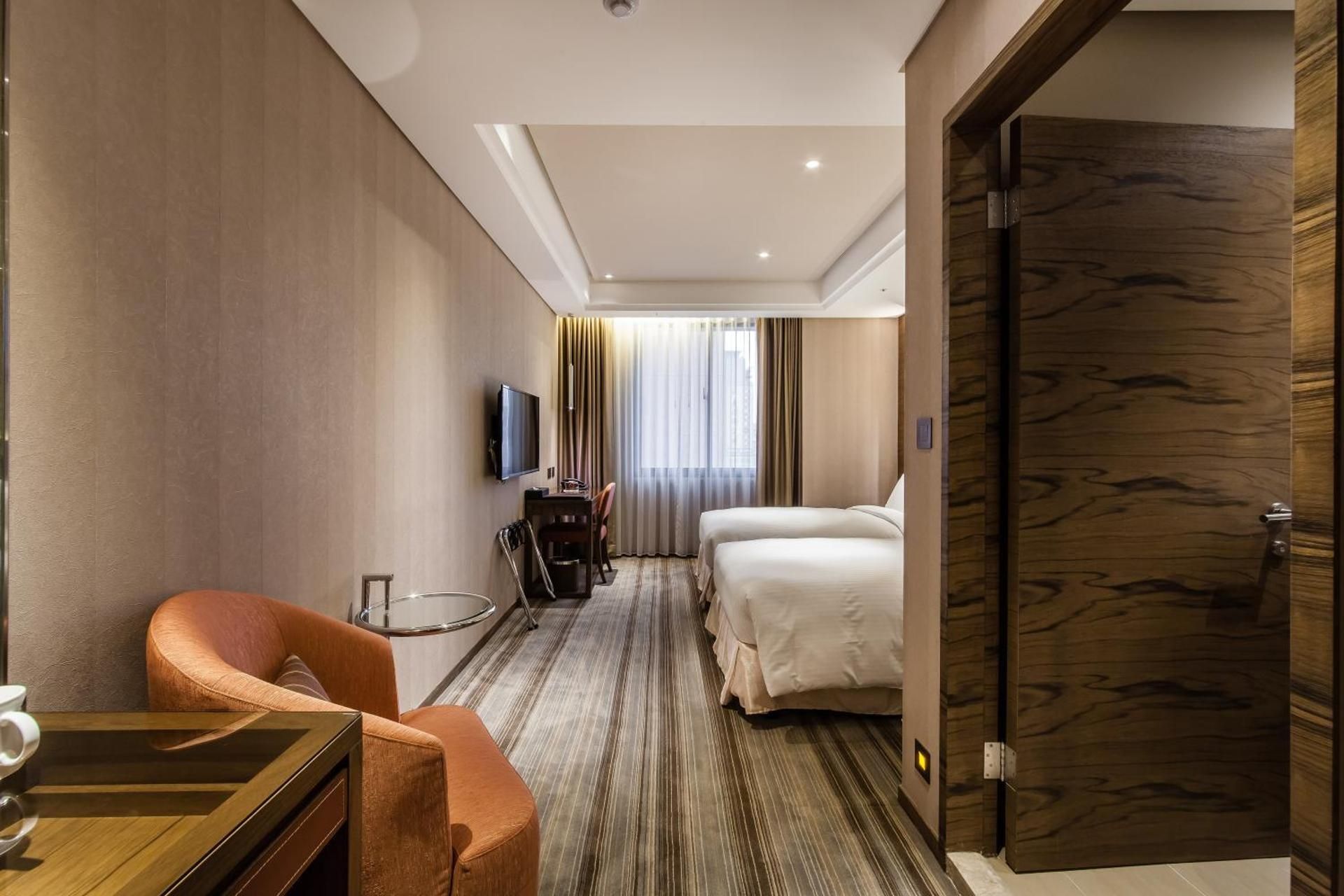 Standard Twin Room B