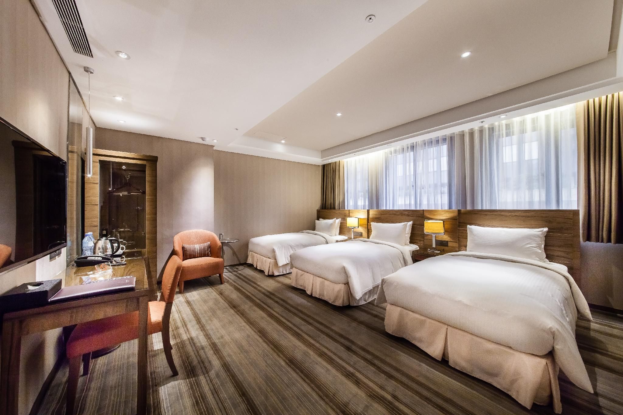 Deluxe Triple Room
