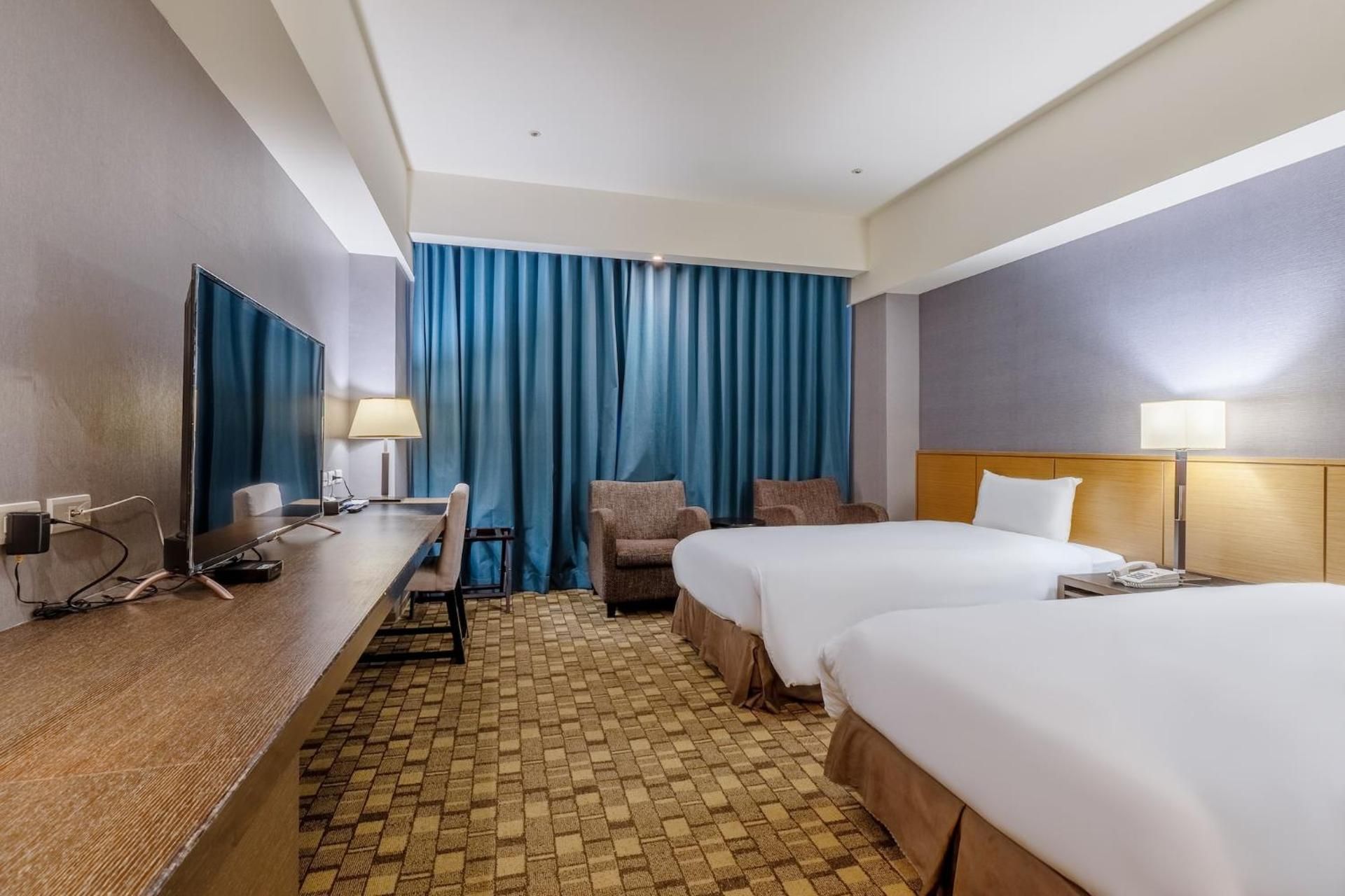 Deluxe Quadruple Room