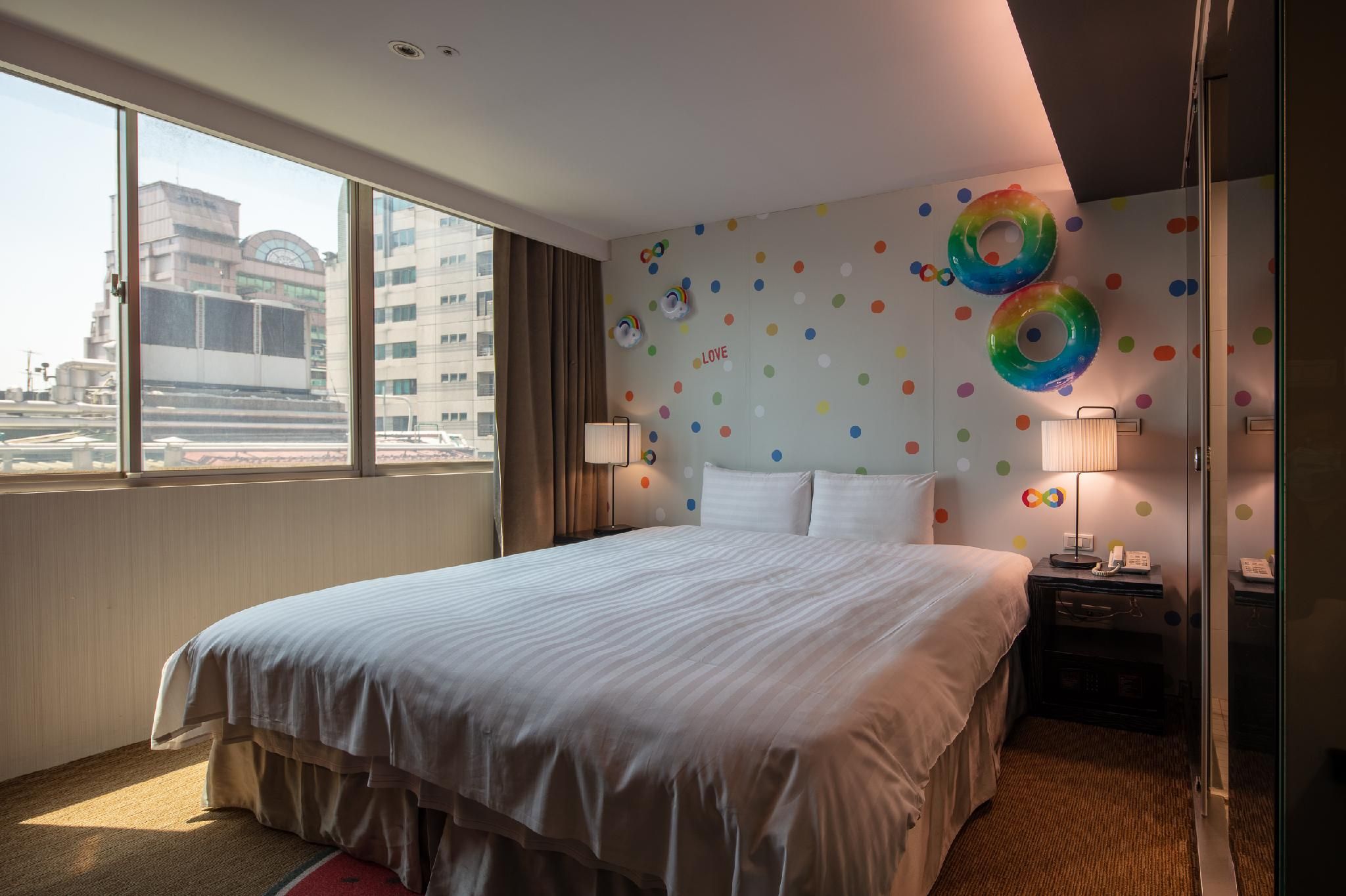 Rainbow Room
