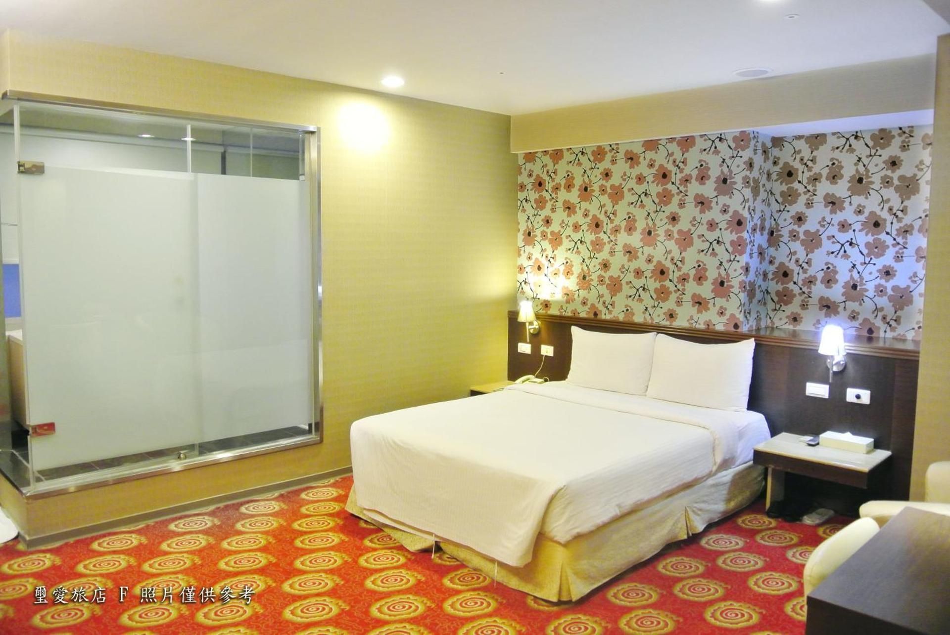 Double Room with Spa Bath