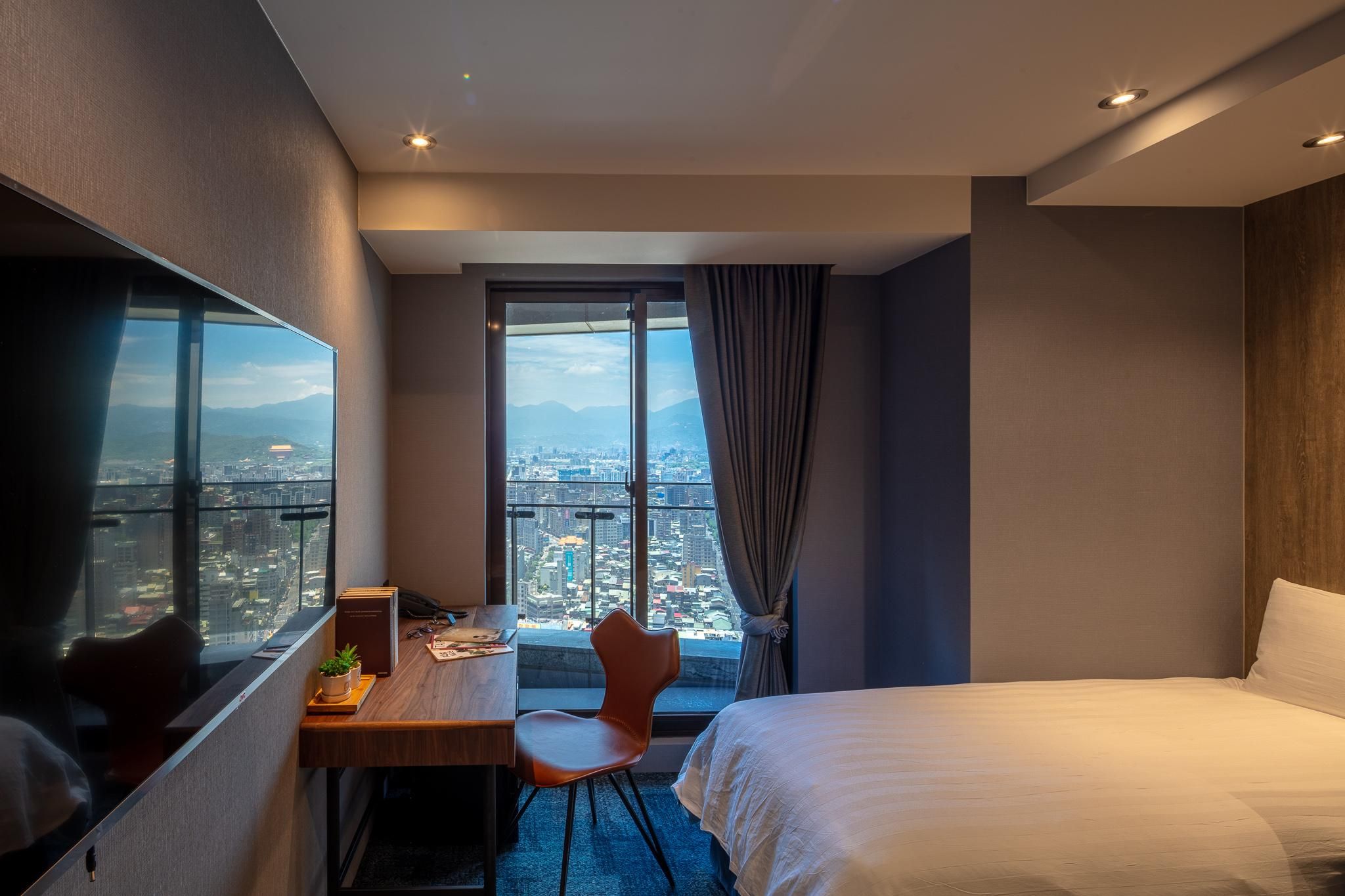 Premium Twin Room