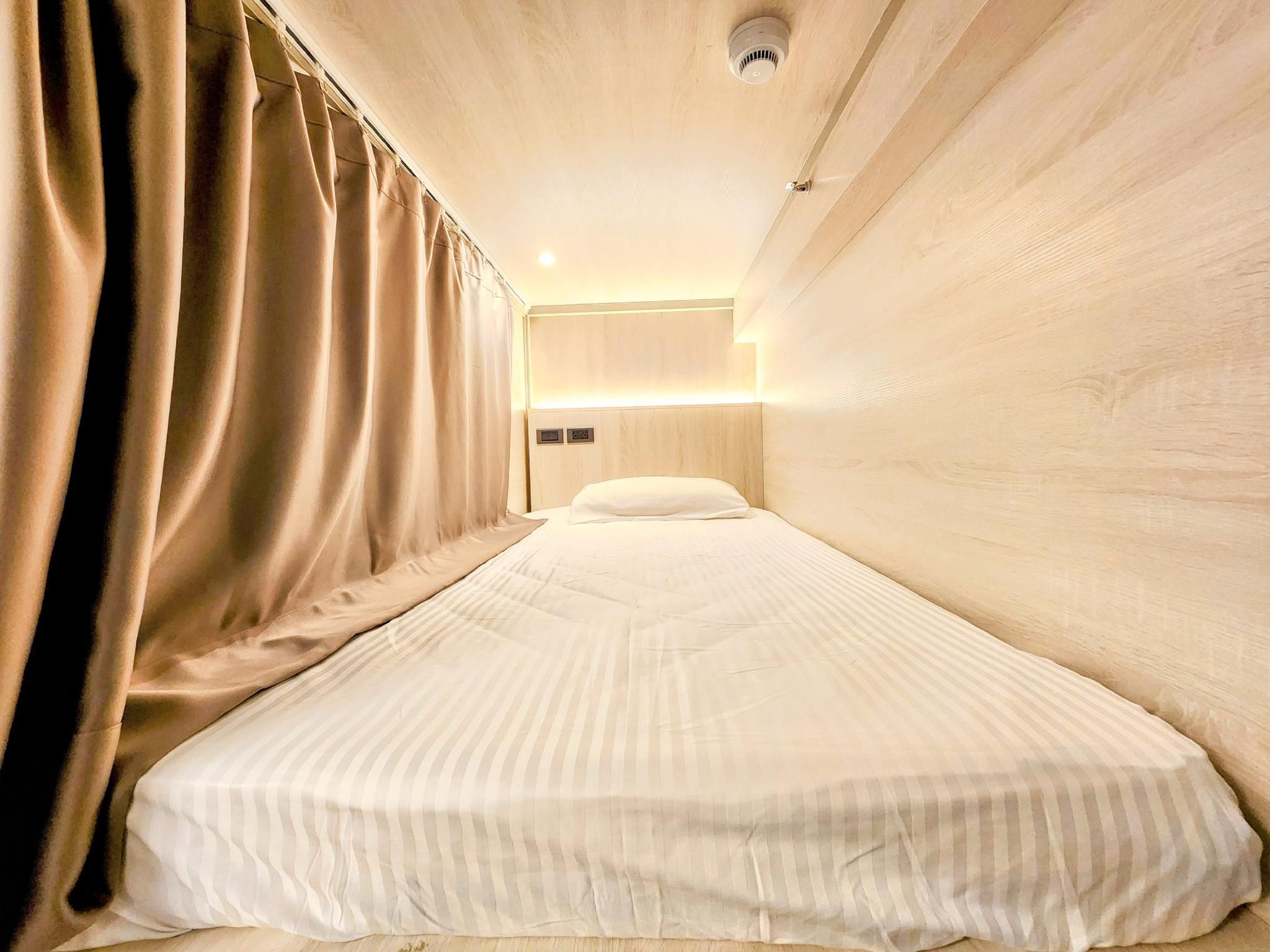 Just Live Hostel Female Only Dormitory 6 or 8 Beds