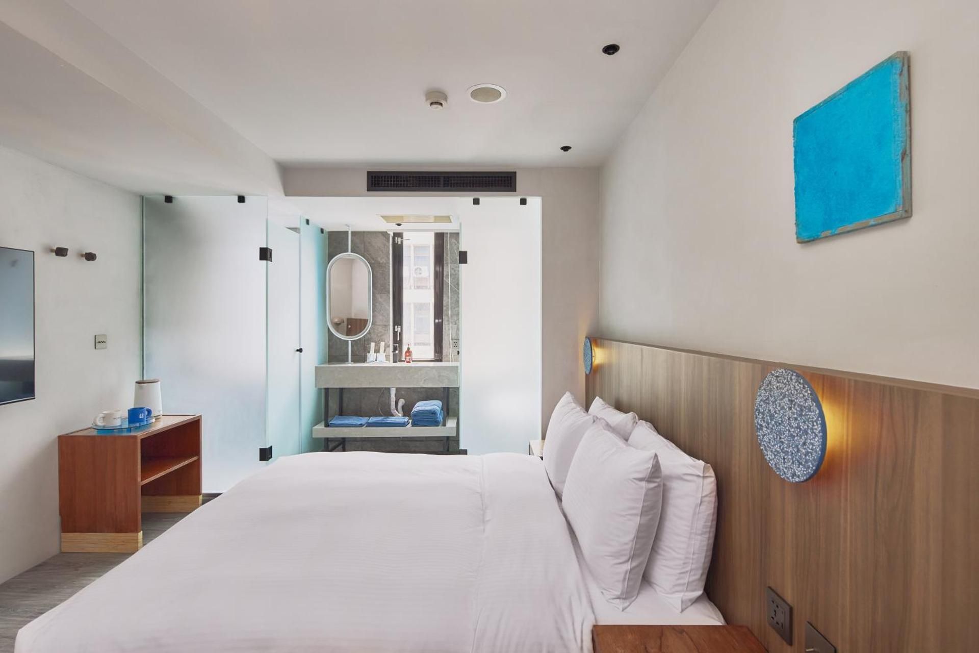 The Blue by Just Inn Comfort Double