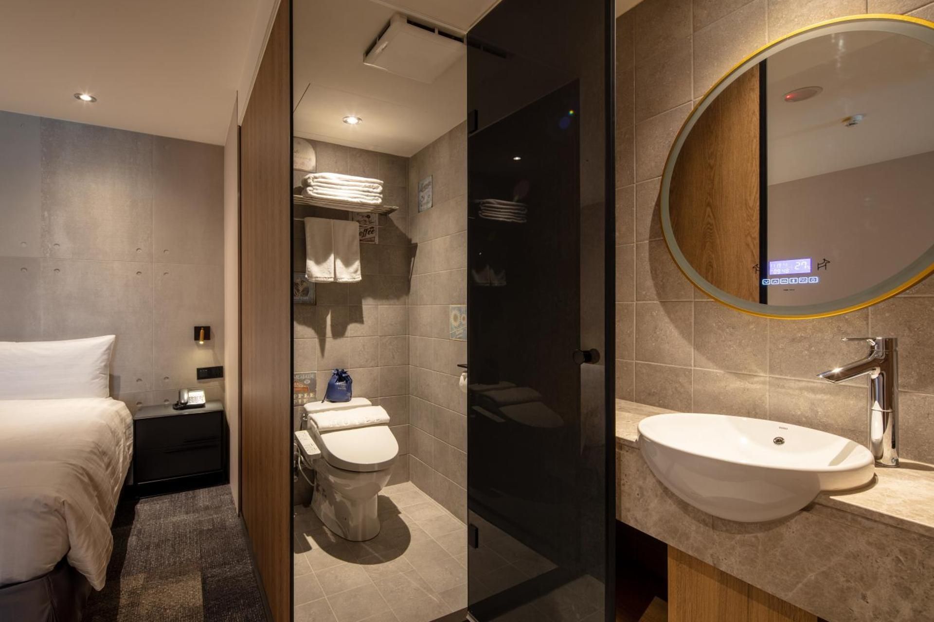 Deluxe Suite Balcony