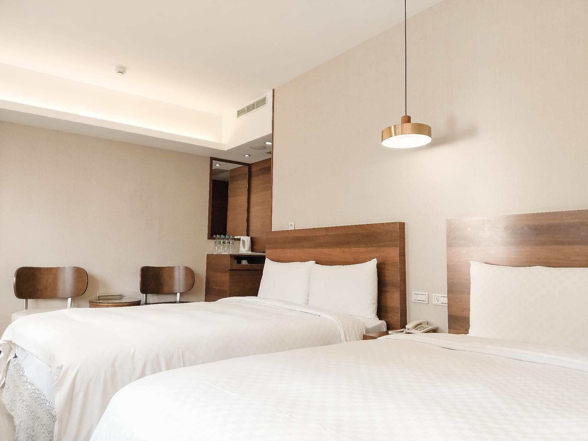Deluxe Quadruple Room