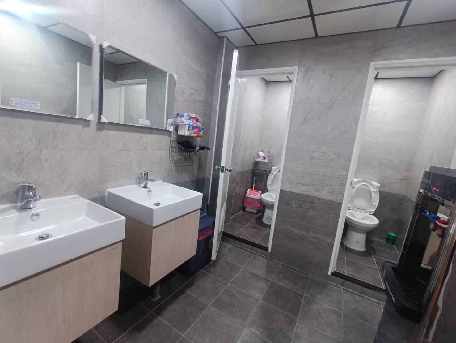 Double - Shared Bathroom