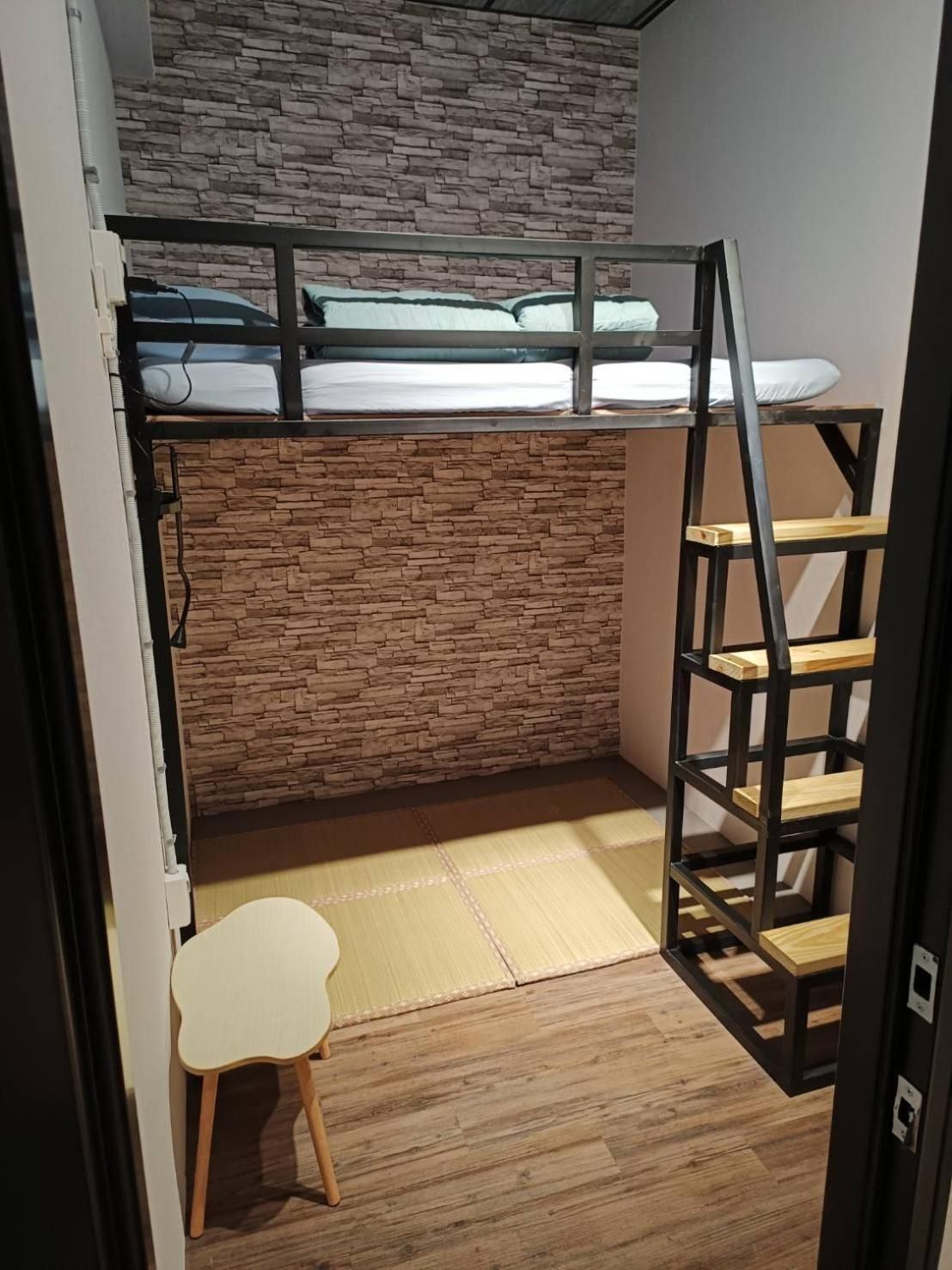 Double - Shared Bathroom