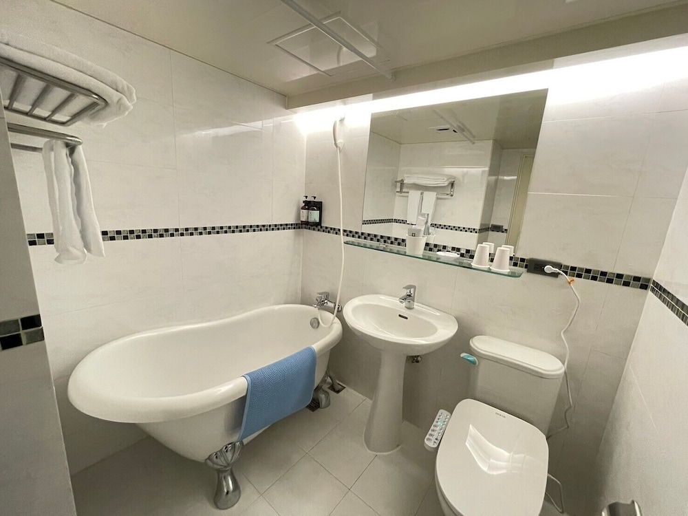 SHINSHIN HOTEL Standard Room, 1 Double Bed 4