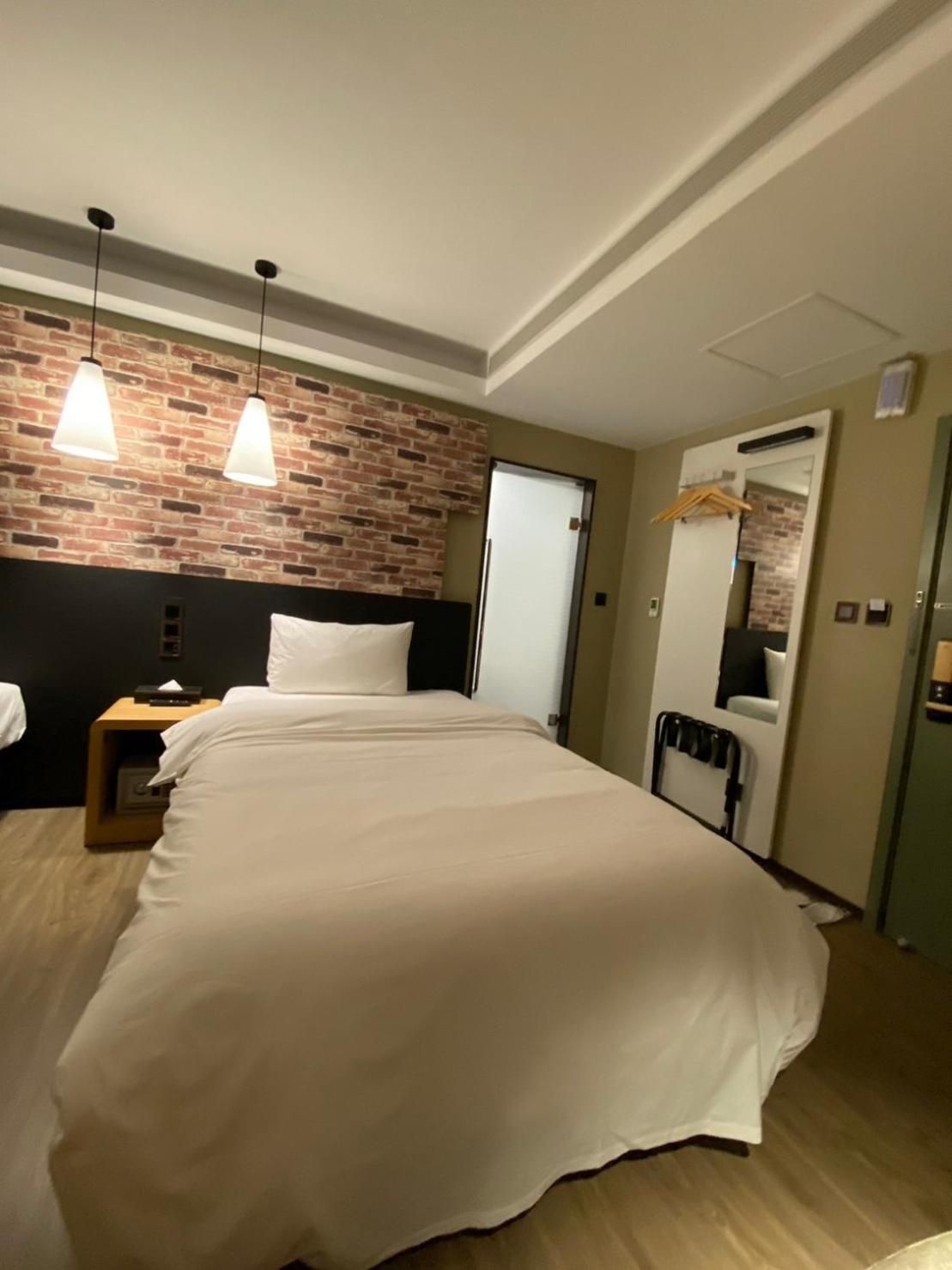 Economy Single Room