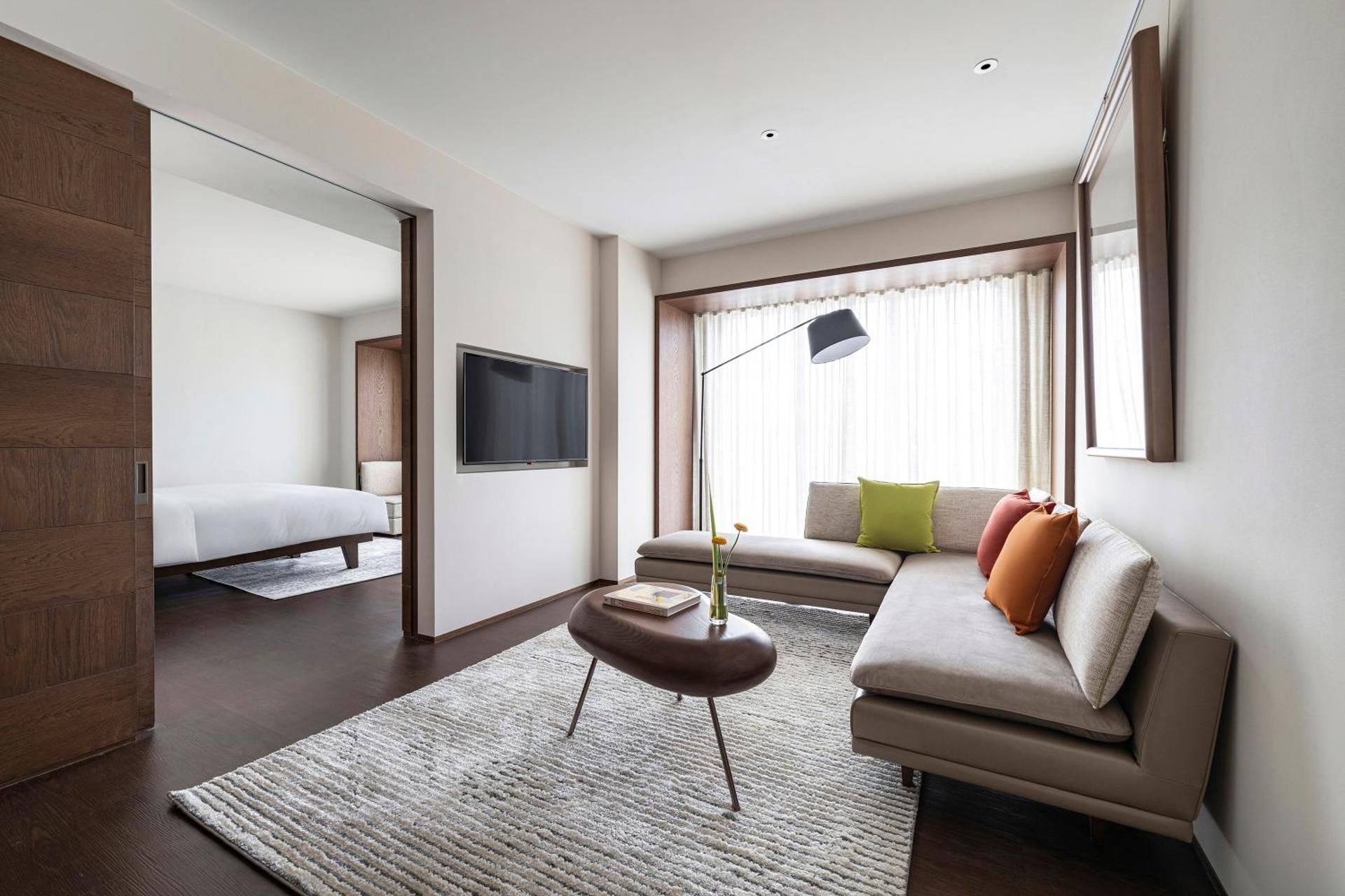 Junior King Suite