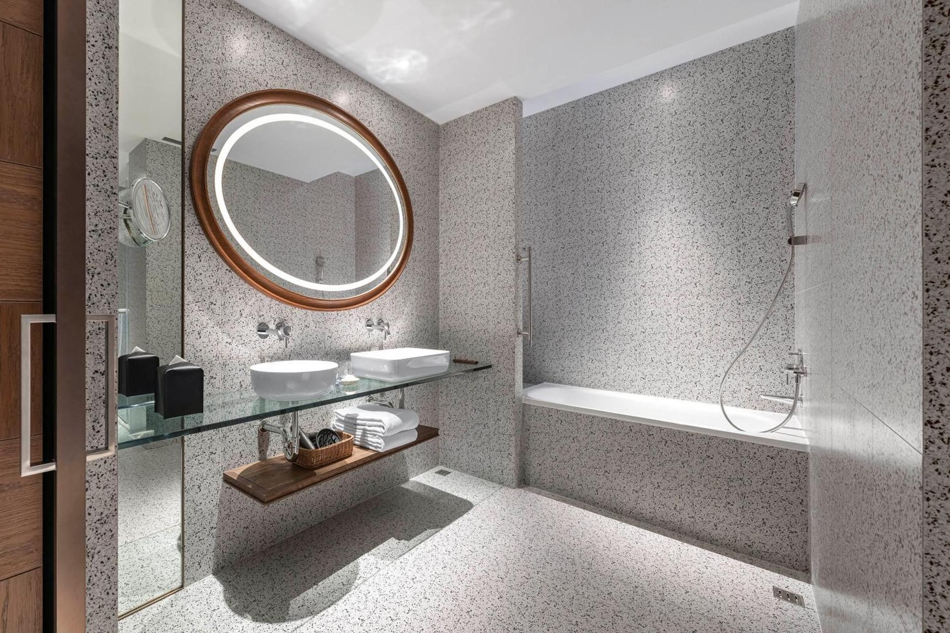 Executive King Suite