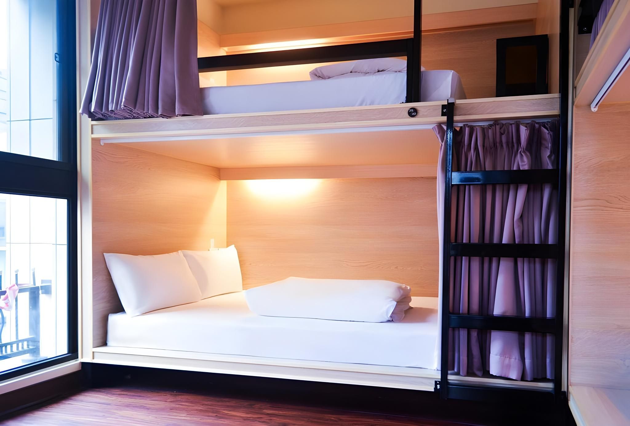 Single Bed in Mixed Dormitory