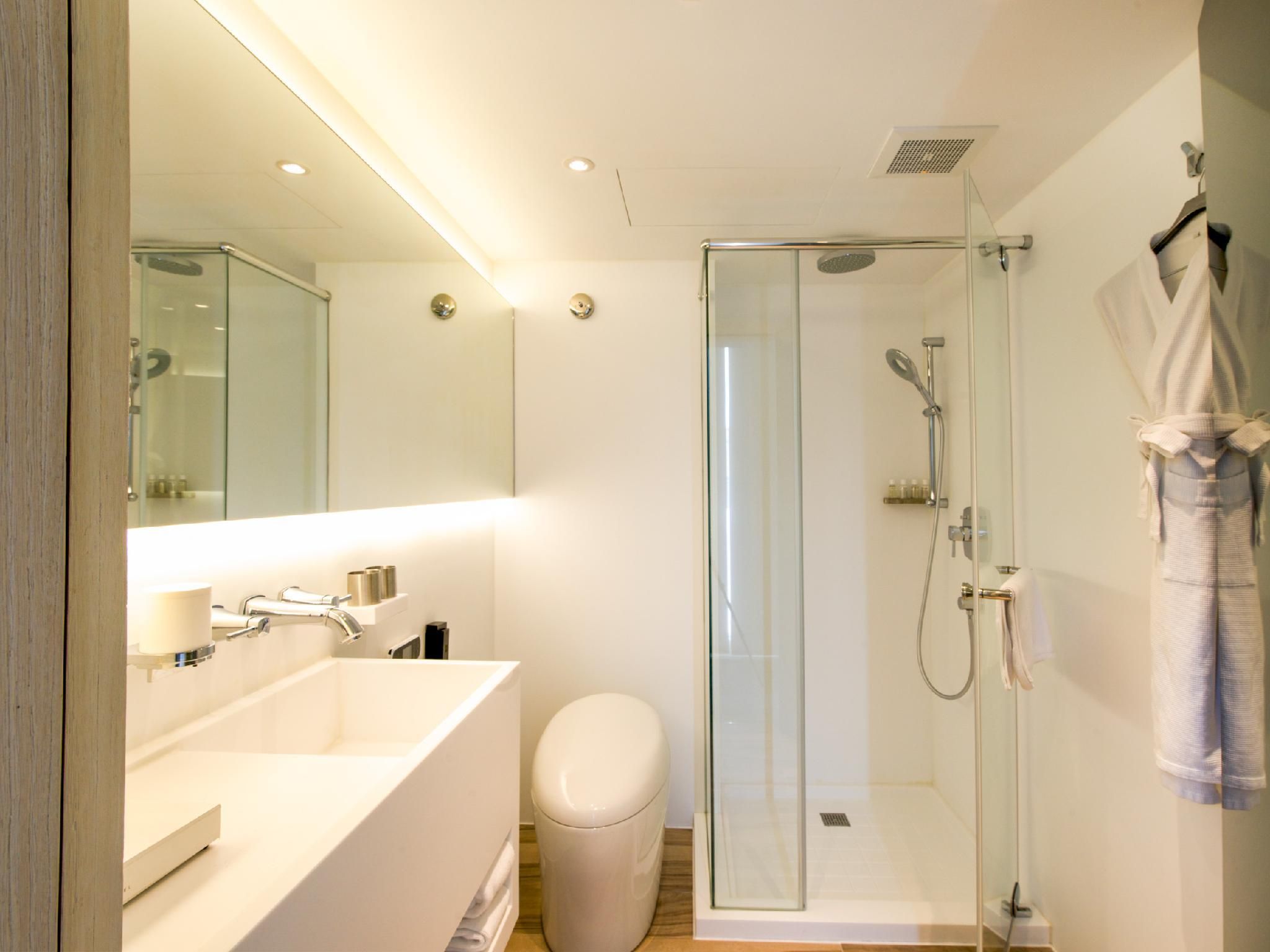 Swiio Hotel Daan Twin Room 3