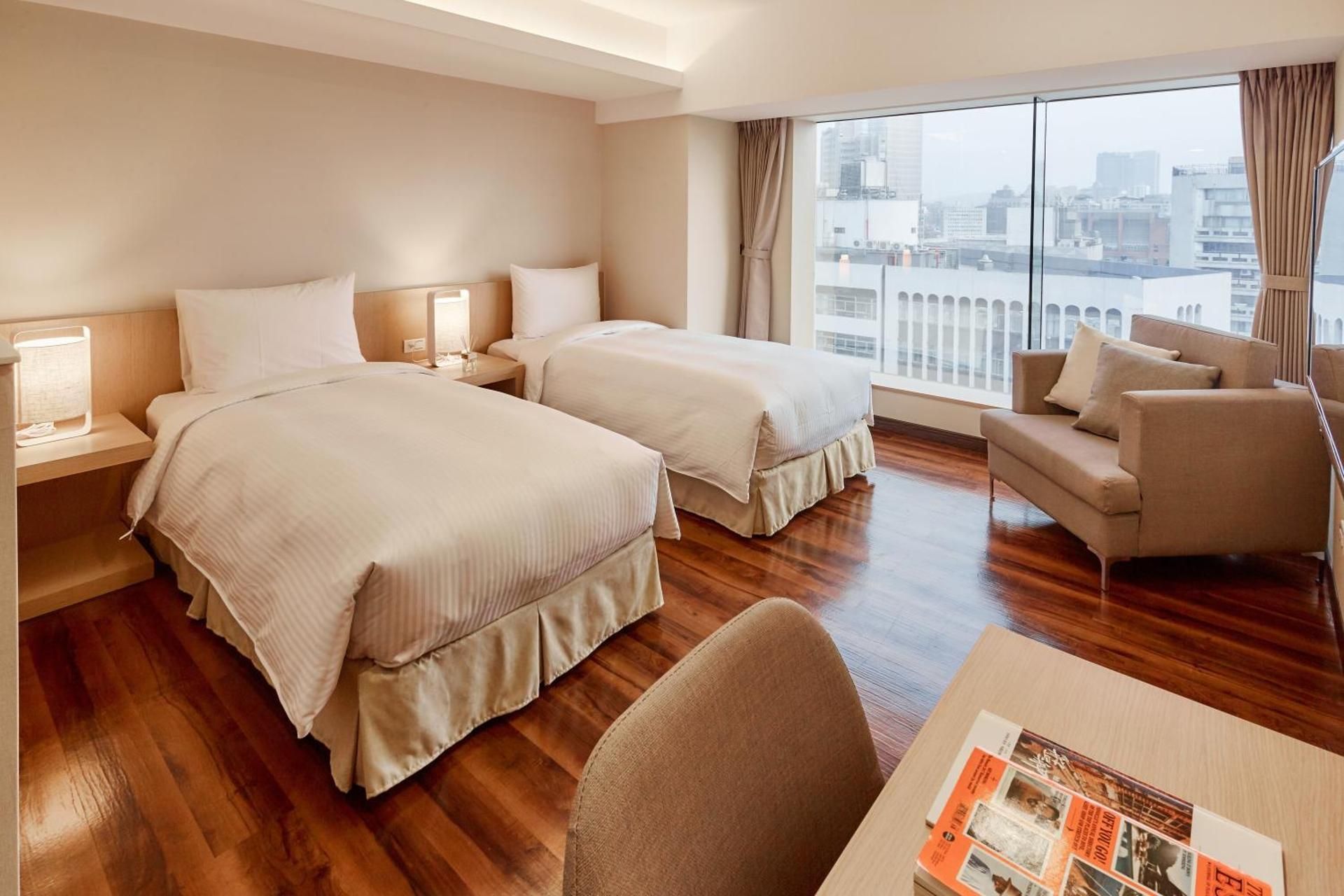 Twin Bed with City View