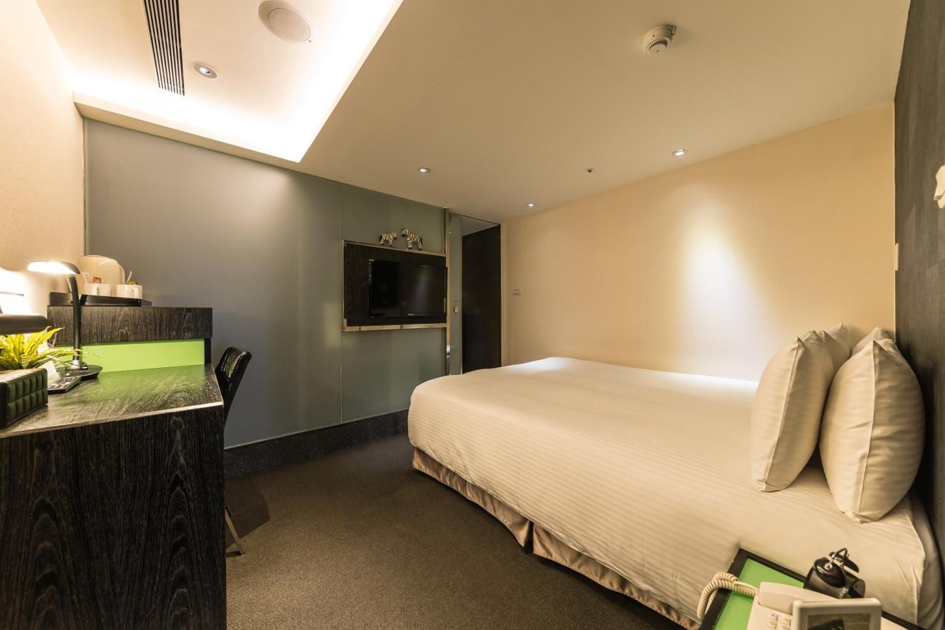 Room run of House (Check-in after 18:00)