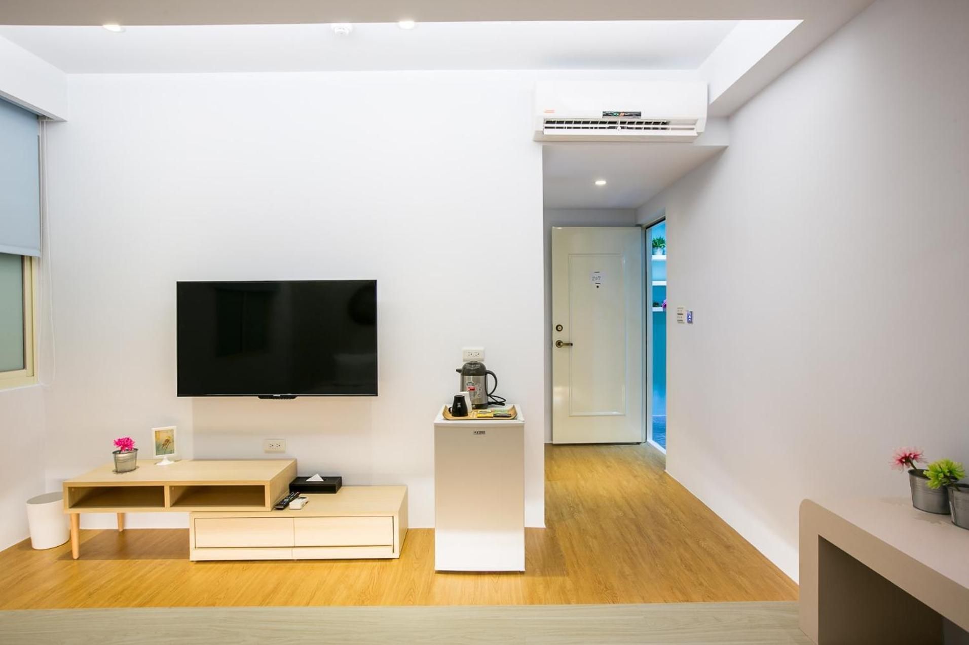 Happiness.danhsui New Taipei City Homestay Registration Number: 219 Deluxe Triple Room 3