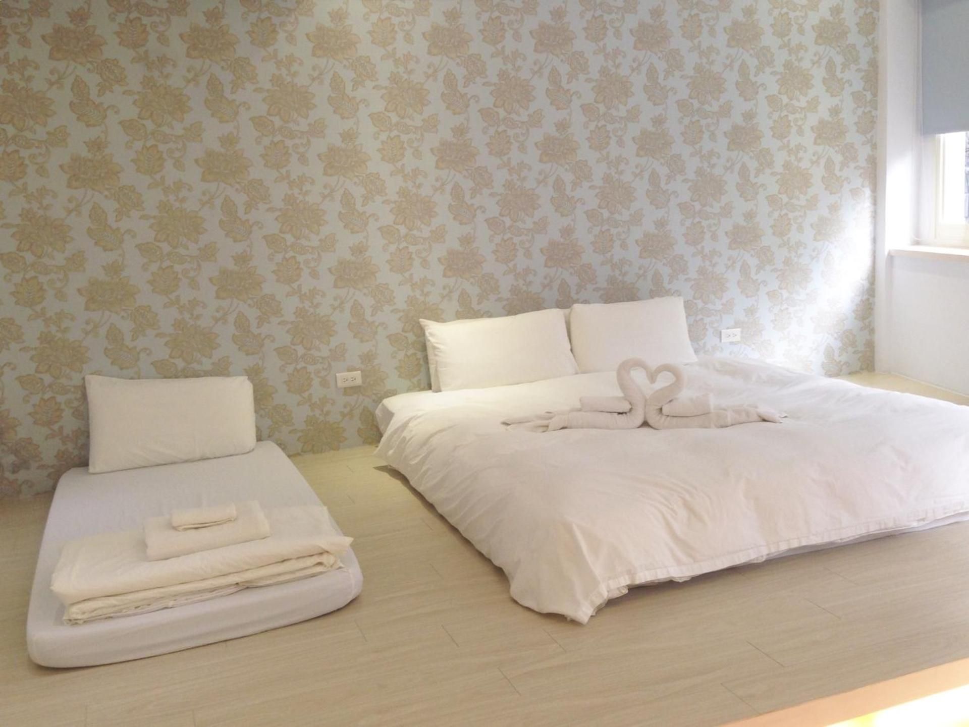 Happiness.danhsui New Taipei City Homestay Registration Number: 219 Deluxe Triple Room