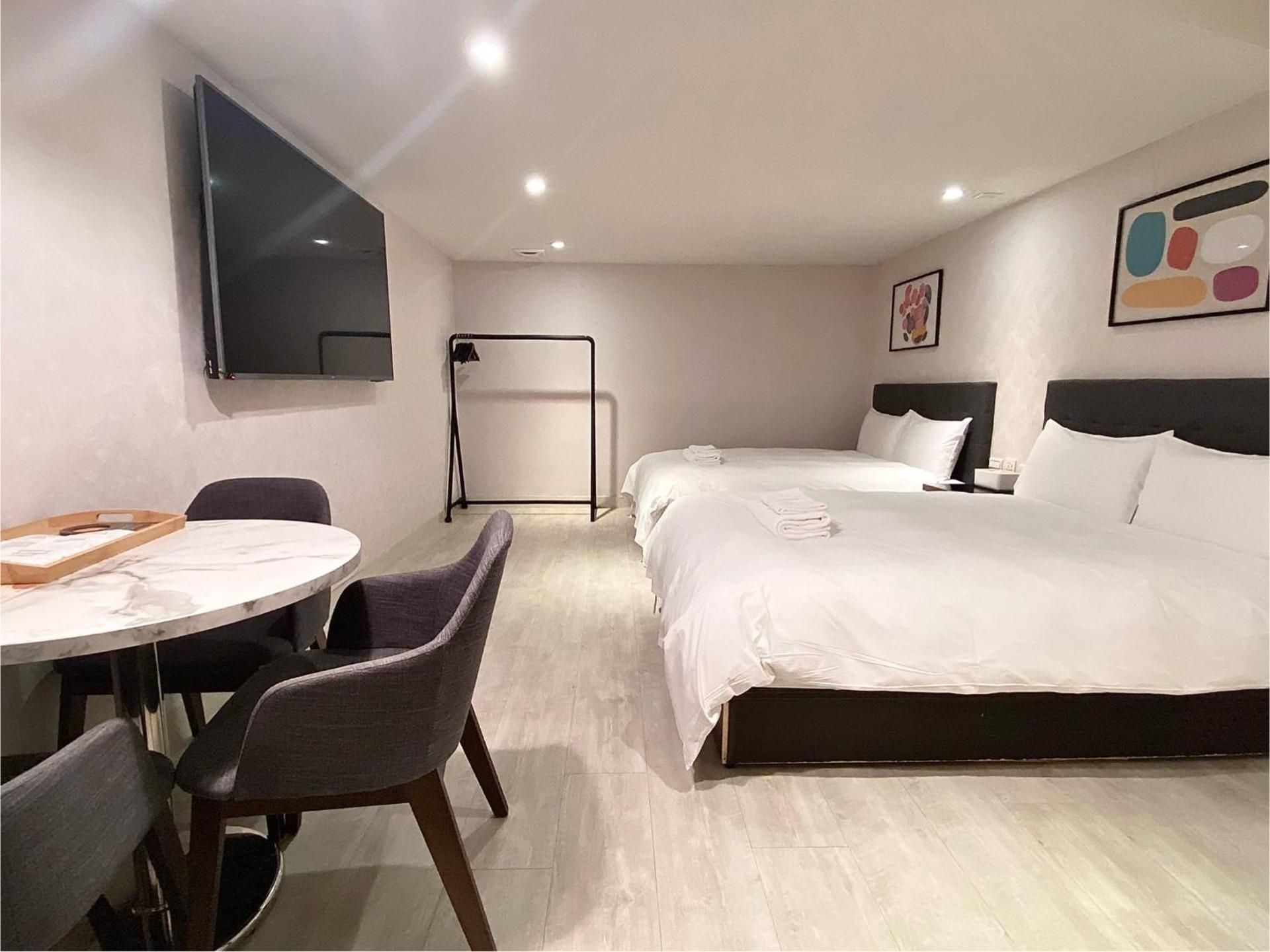 Comfort Theater Room - No Window