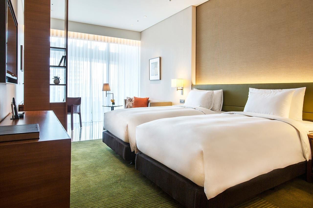 Studio Twin Room with City View - 8 to 13F