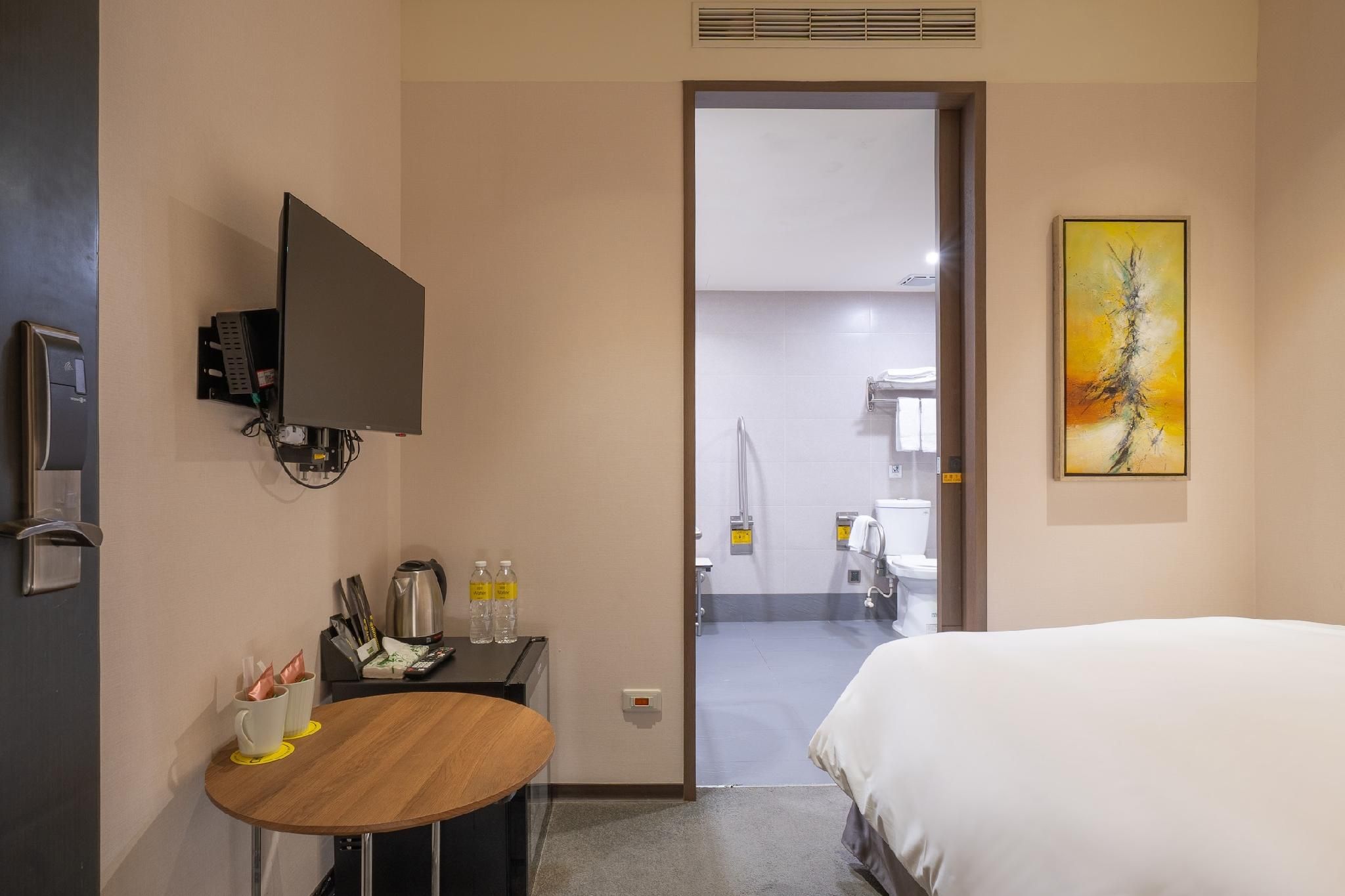 Room without Window - Accessible