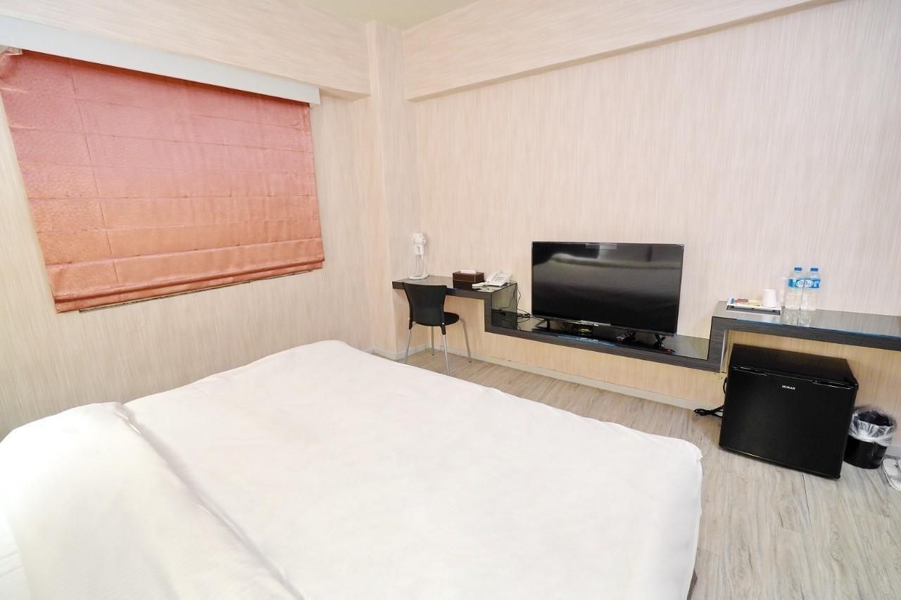 Walker Hotel Chenggong Business Double Room 2