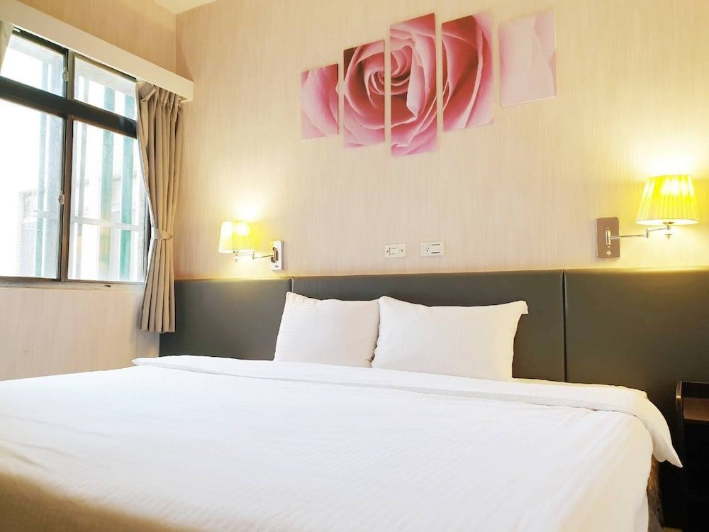 Walker Hotel Sanchong Business Double Room 9