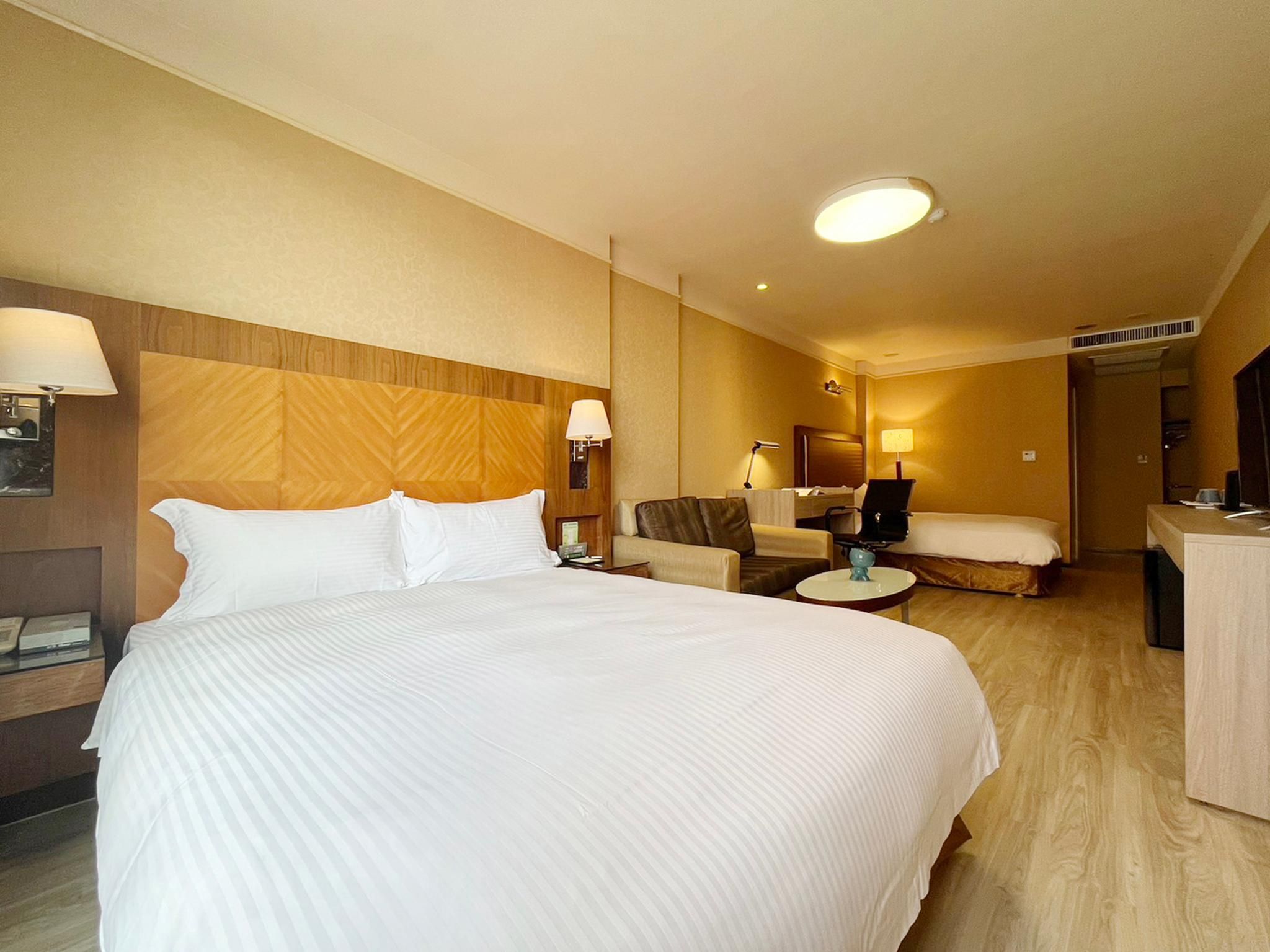 Guey Lin Hotel Superior Twin With Window 2