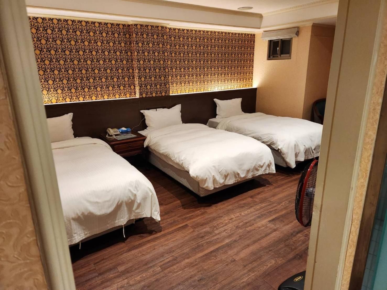 Triple Room