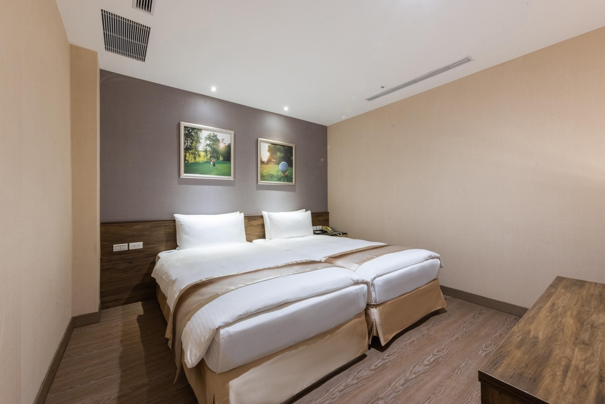 Superior Twin Room - Non-Smoking