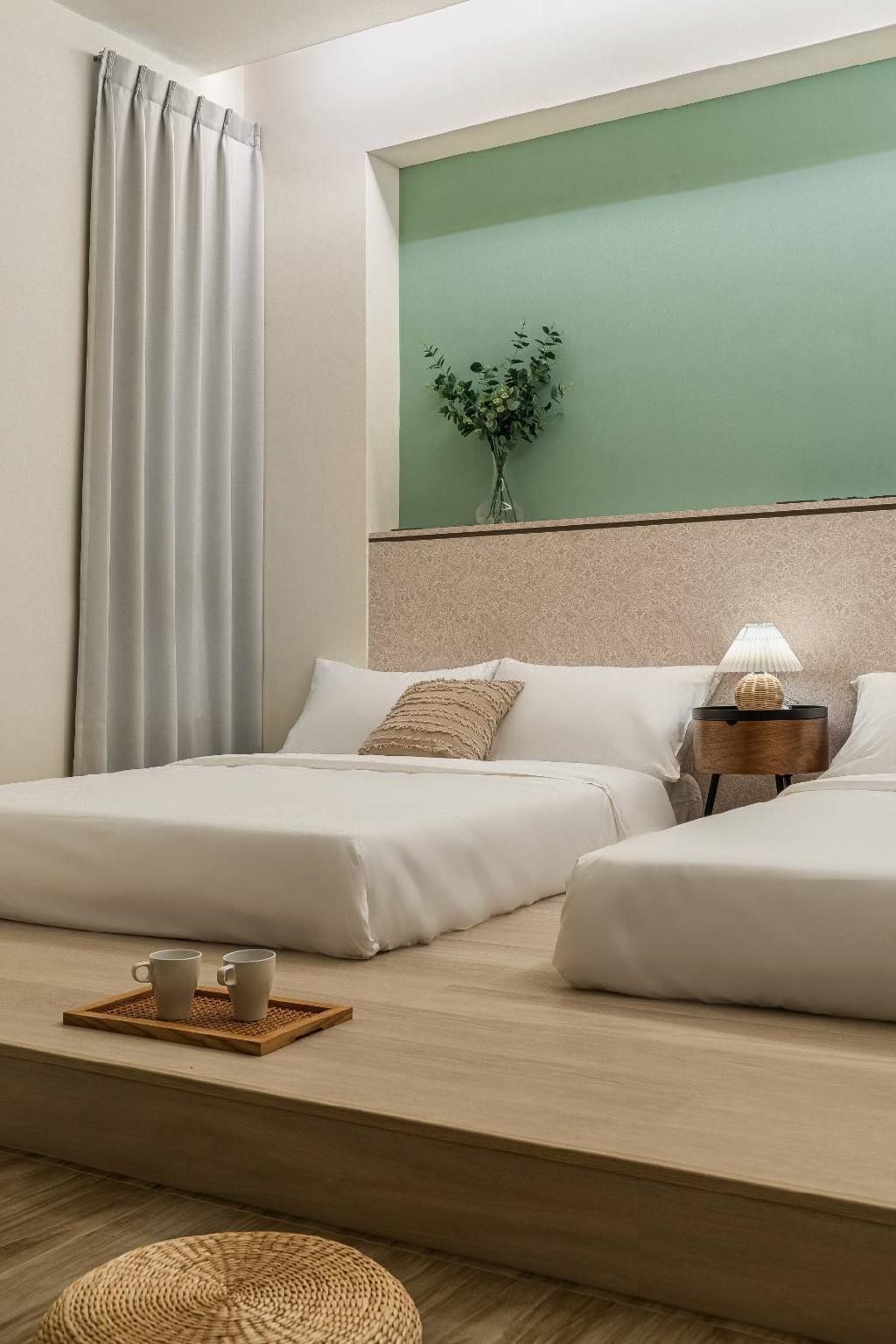 Japanese-Style Room