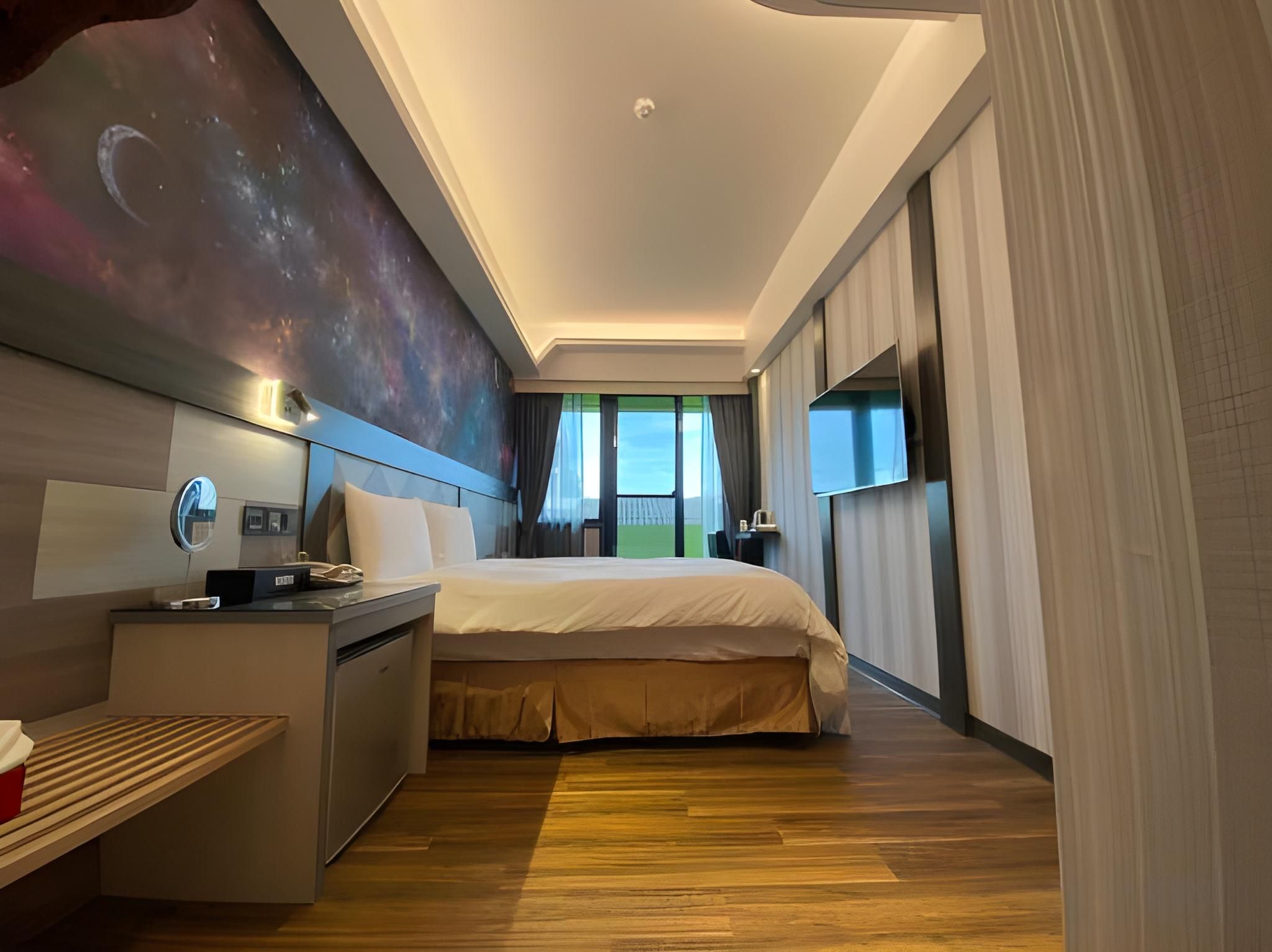 Double Balcony