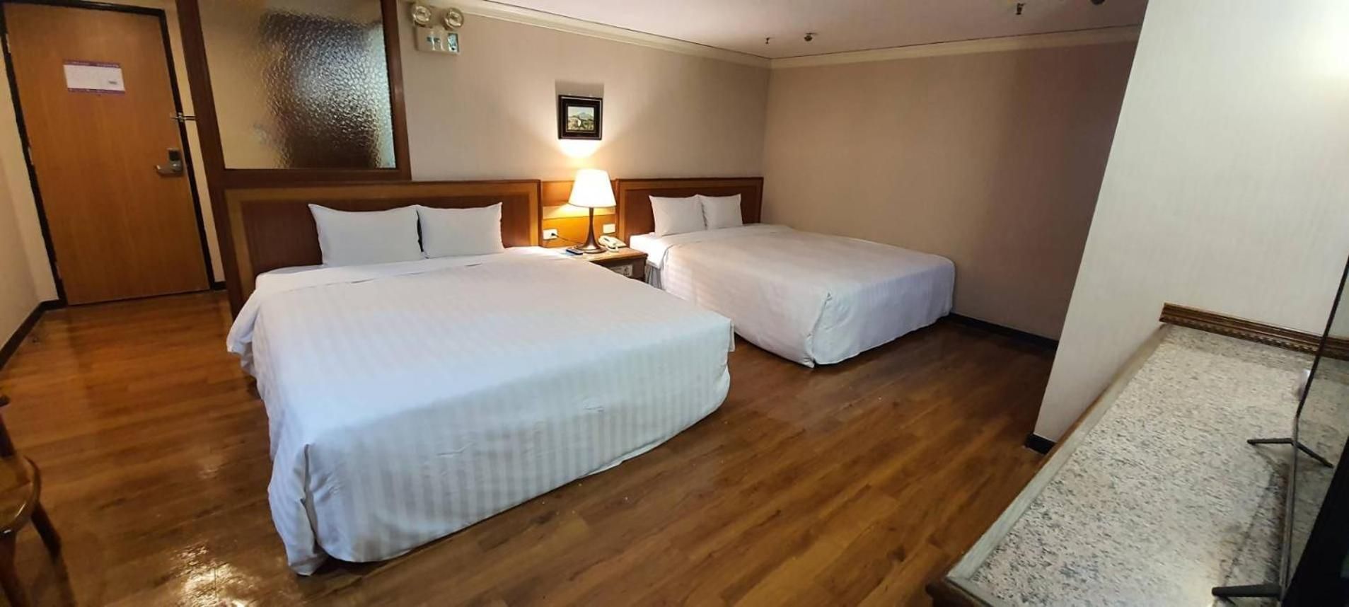 Quad Room