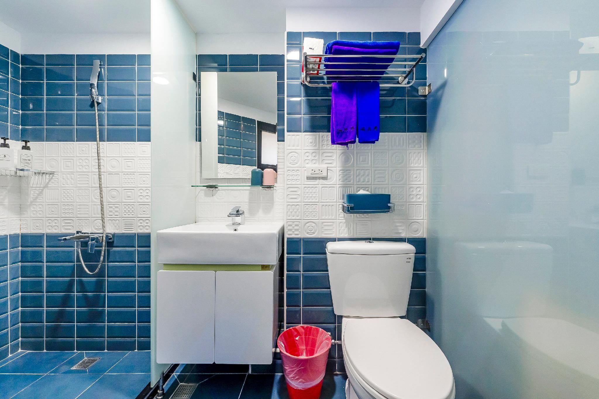 Happiness Romantic B&B Double Room 3