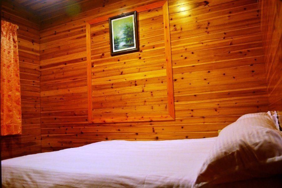Deluxe Double Room with Shower