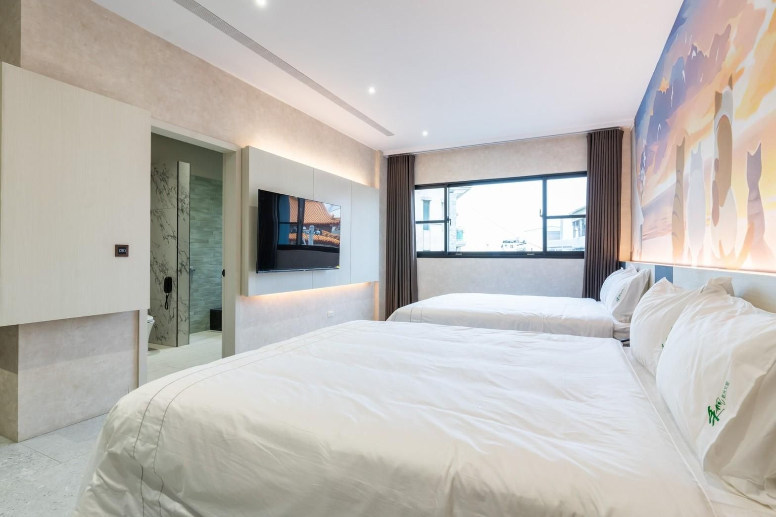 Family Room with Private Bathroom
