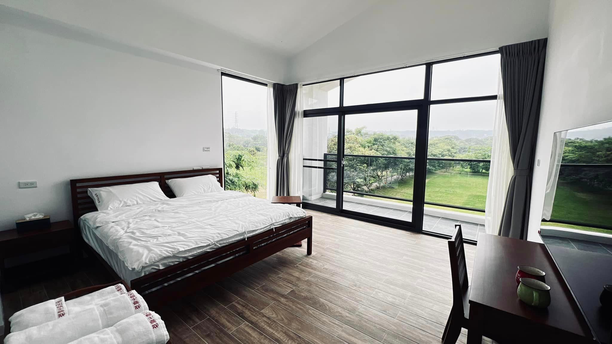 Luxury View Room with Balcony