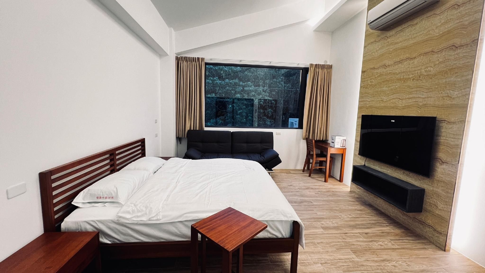 Triple Room with Mountain View