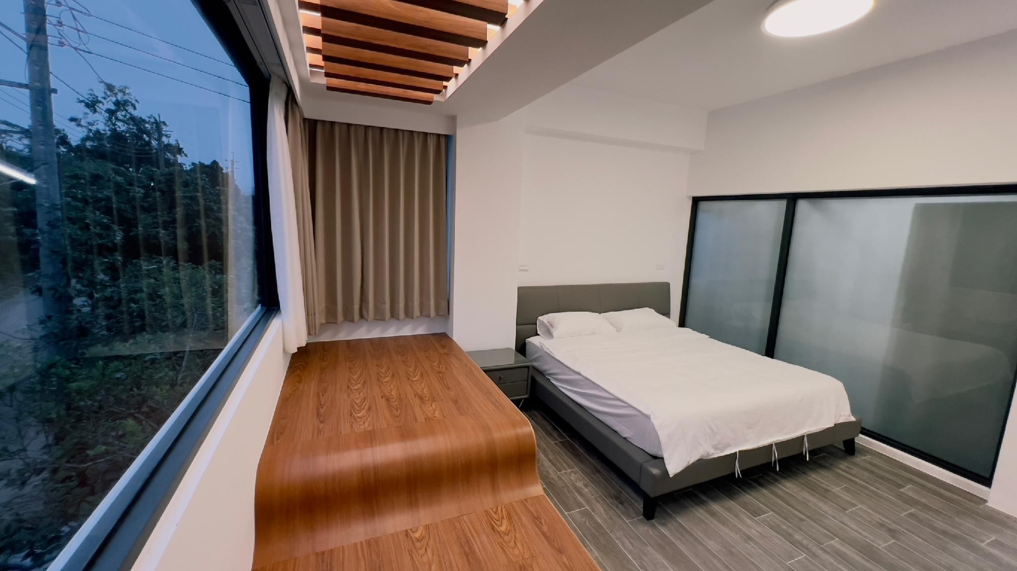 Mountain View Family Room