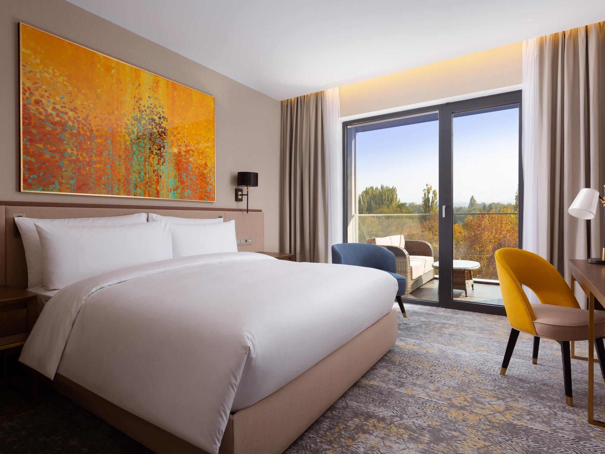 Classic Room Mountain View with 1 King size bed