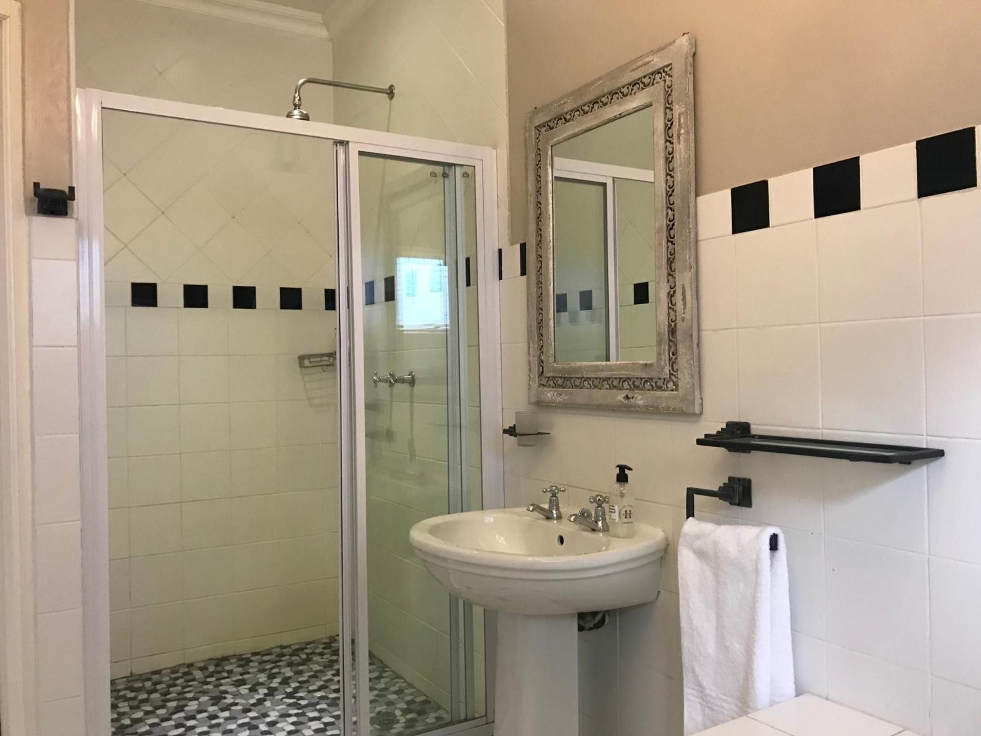 Executive Queen Room