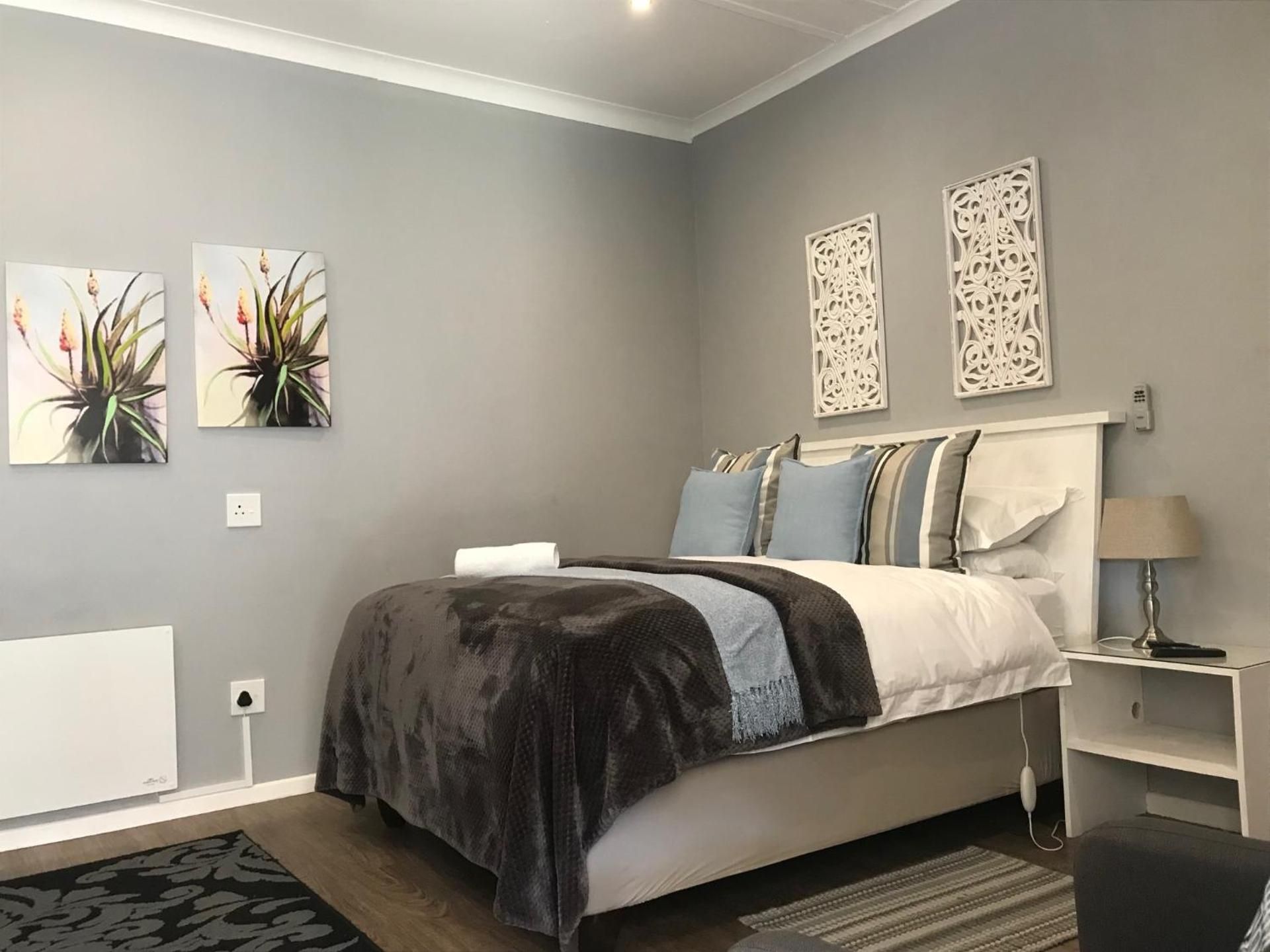 Business Queen Room