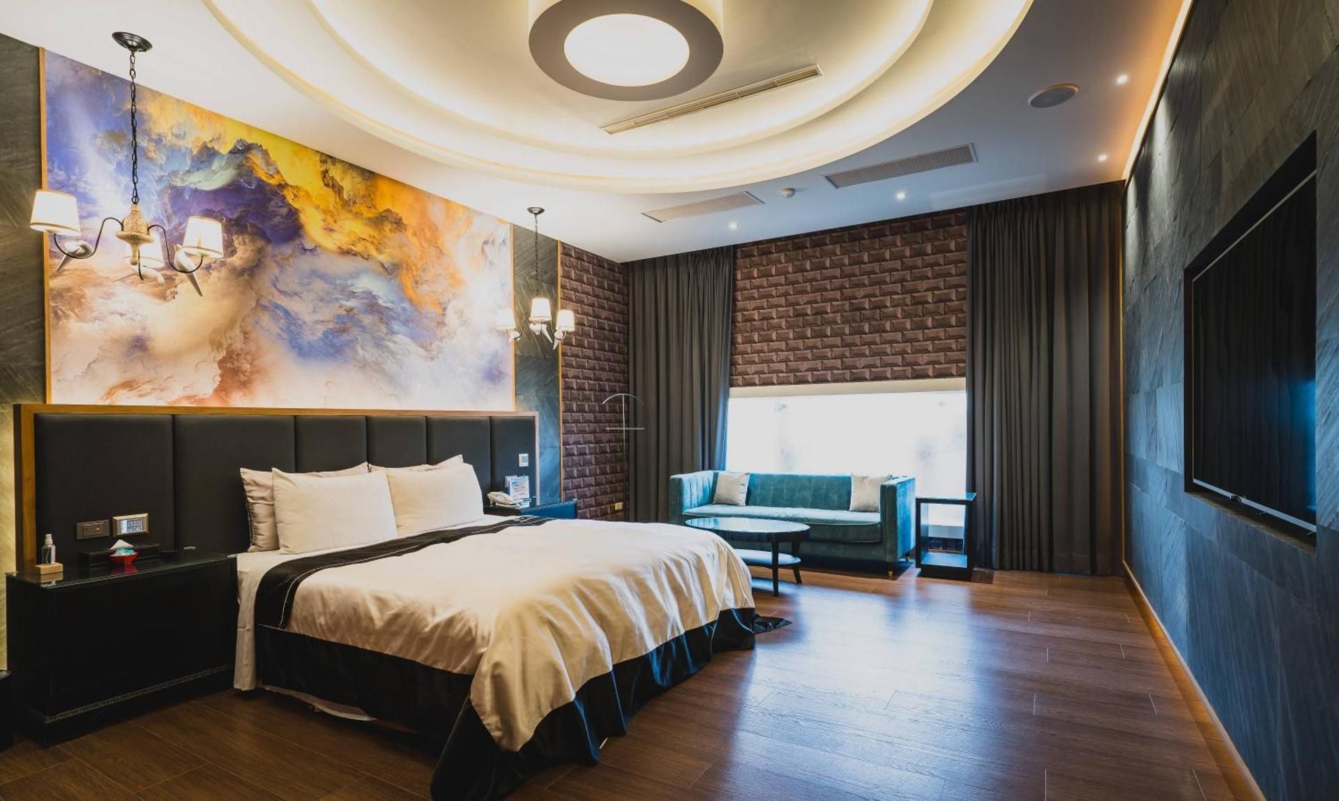 Luxury Double Room-C (check-in after 18:00)