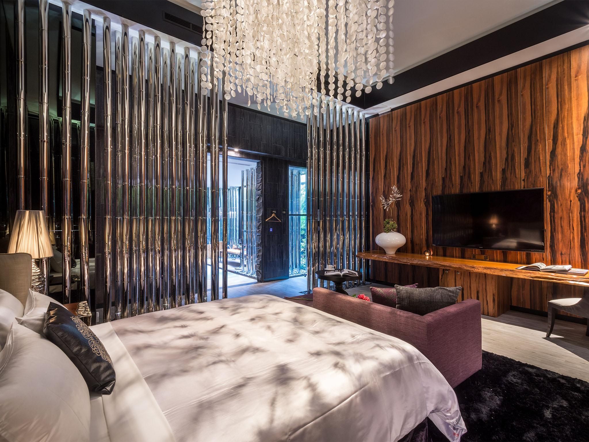 Deluxe Double Room - Check-In After 9:00 PM