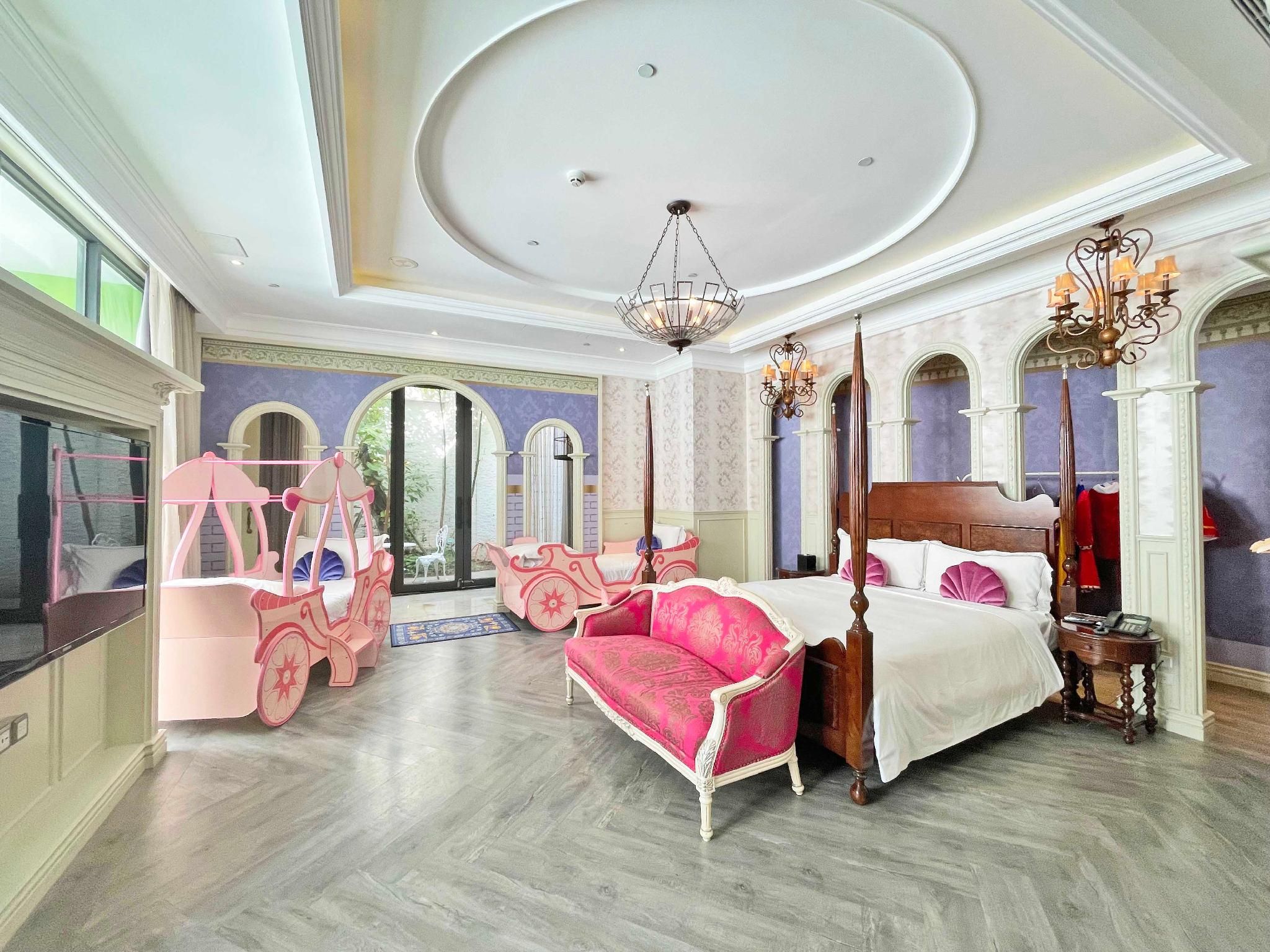 Castle View Junior Suite