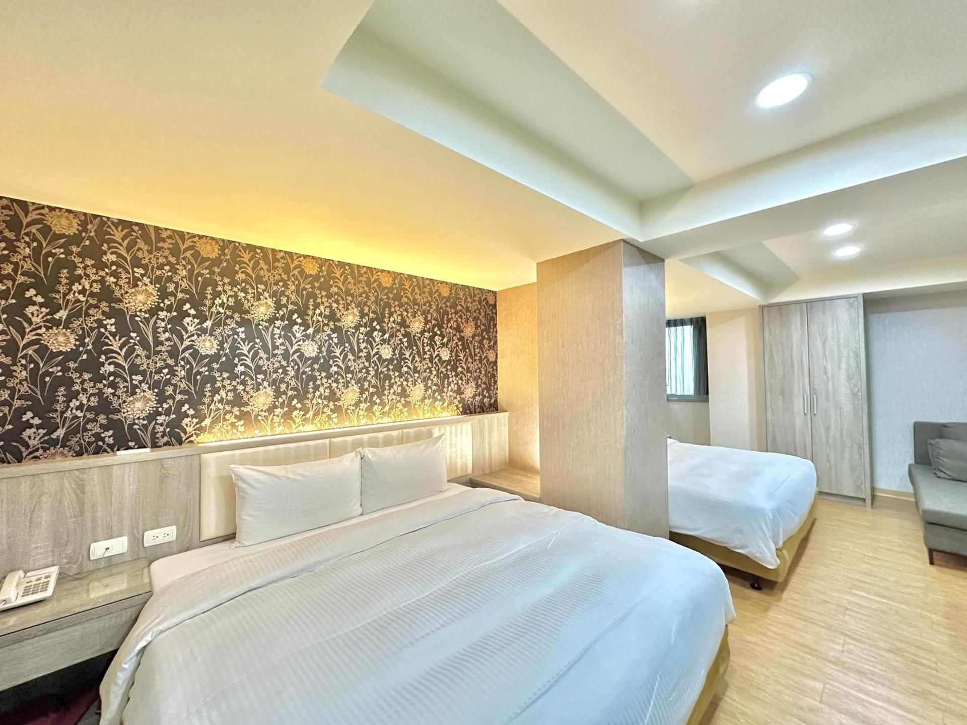 Exquisite Quadruple Room