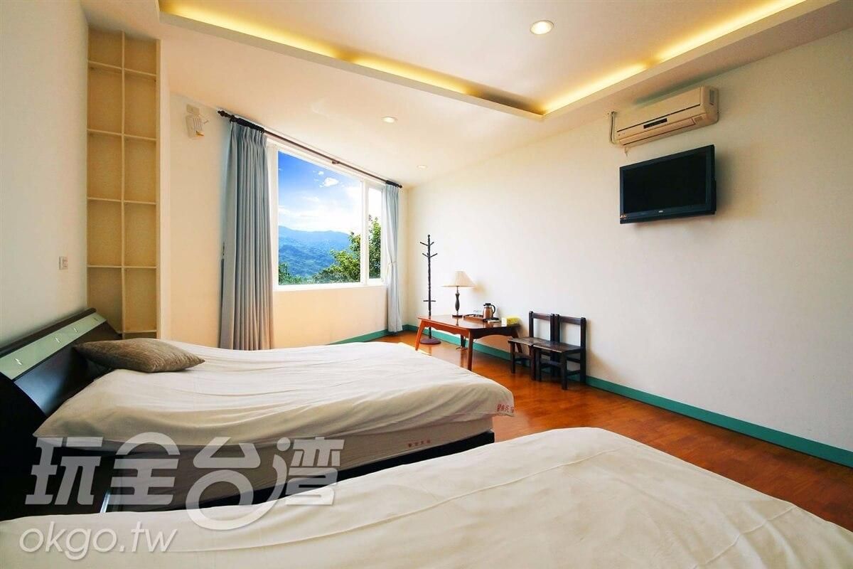 Quadruple Room with View