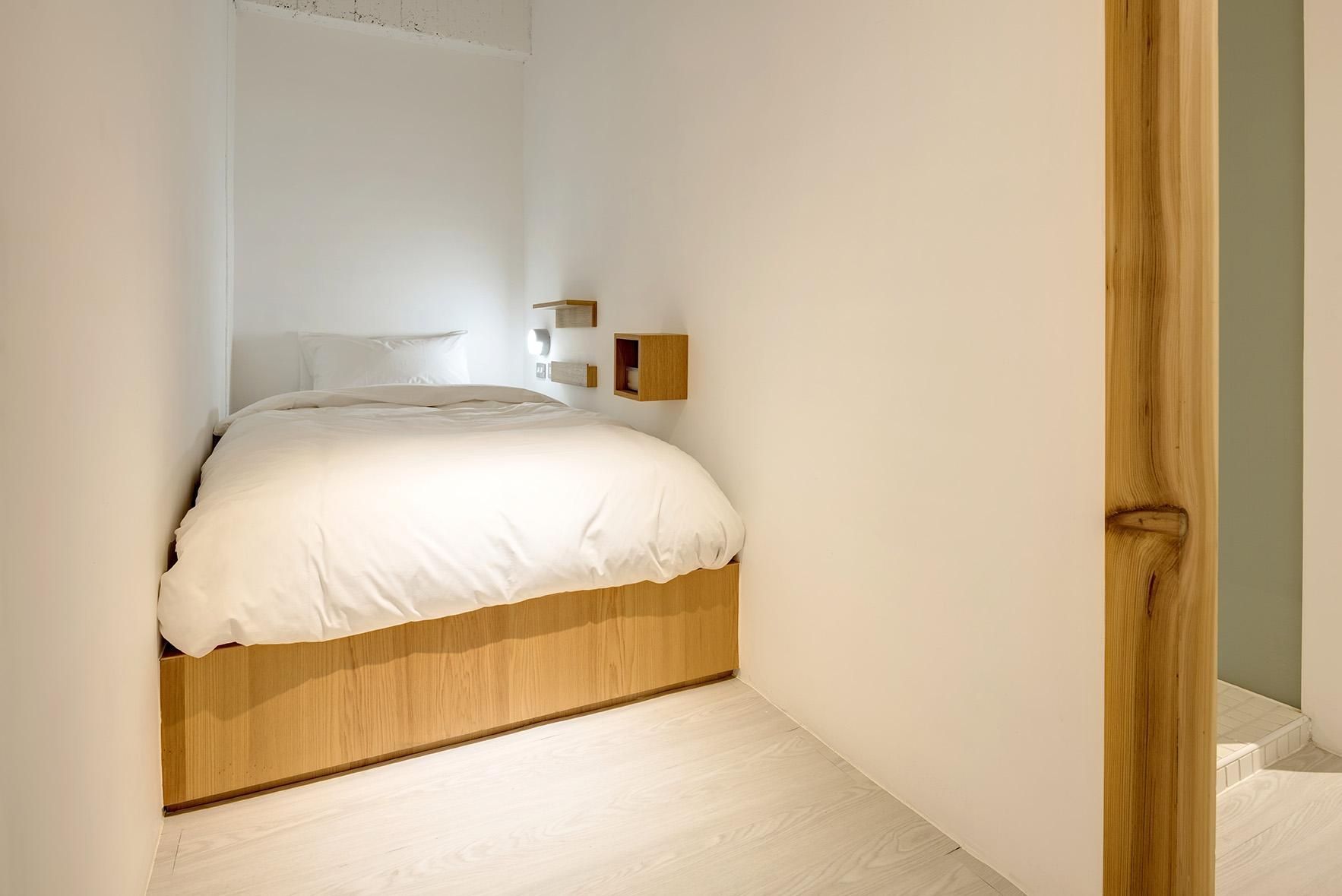 1 Person in 2-Bed Standard Dormitory - Male Only