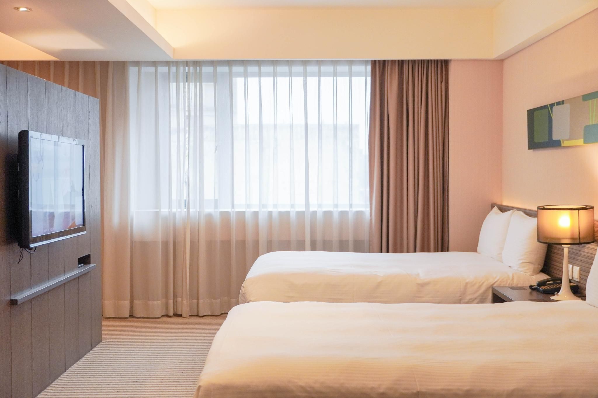 Deluxe Quadruple Suite